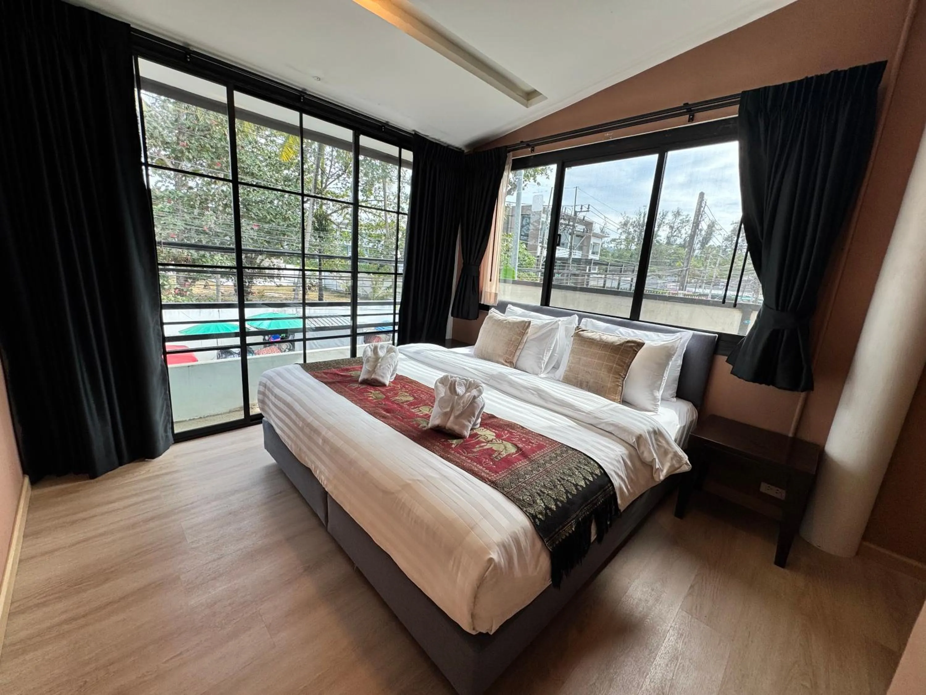 Bed in Naiyang Discovery Beach Resort