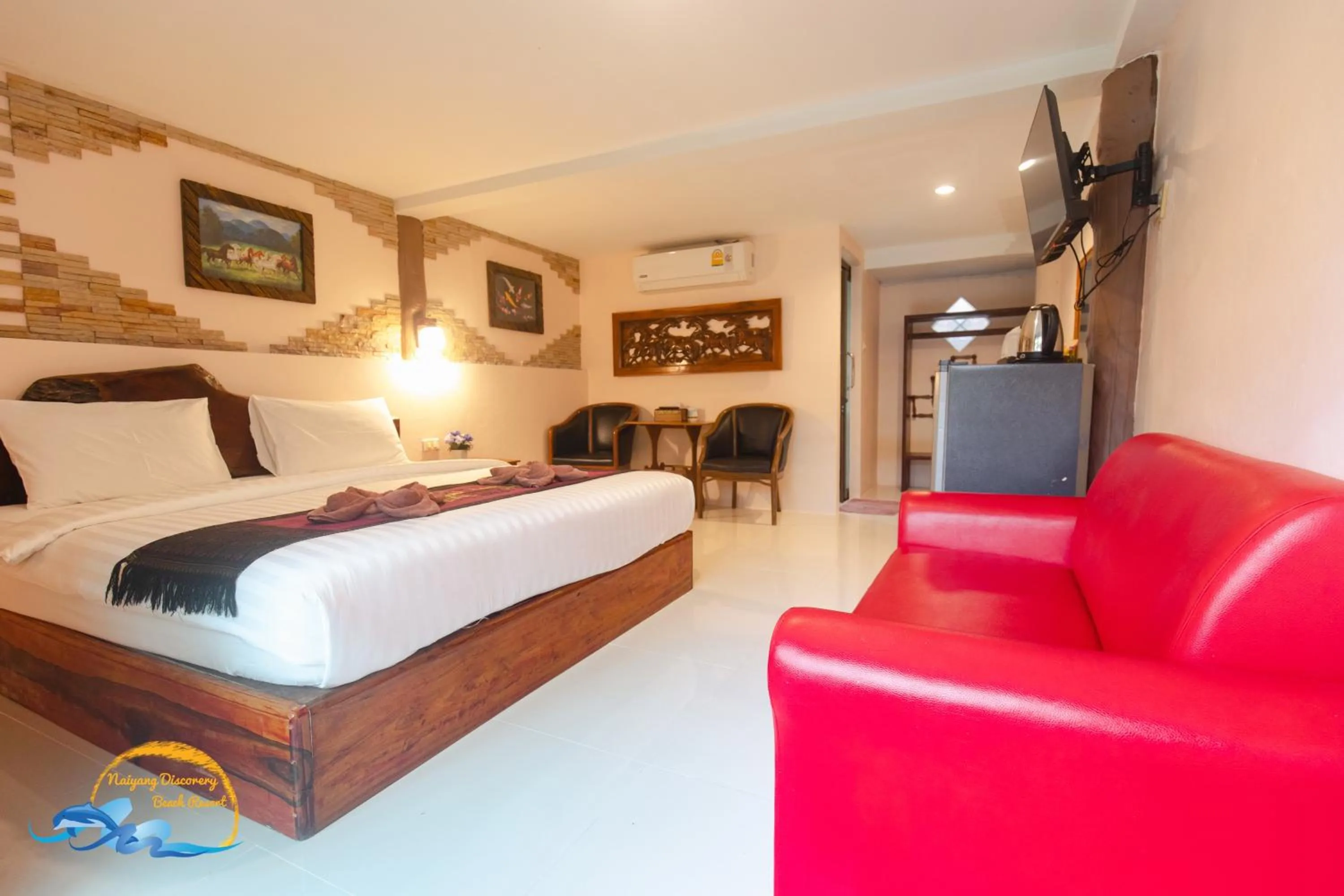 Bedroom, Bed in Naiyang Discovery Beach Resort SHA