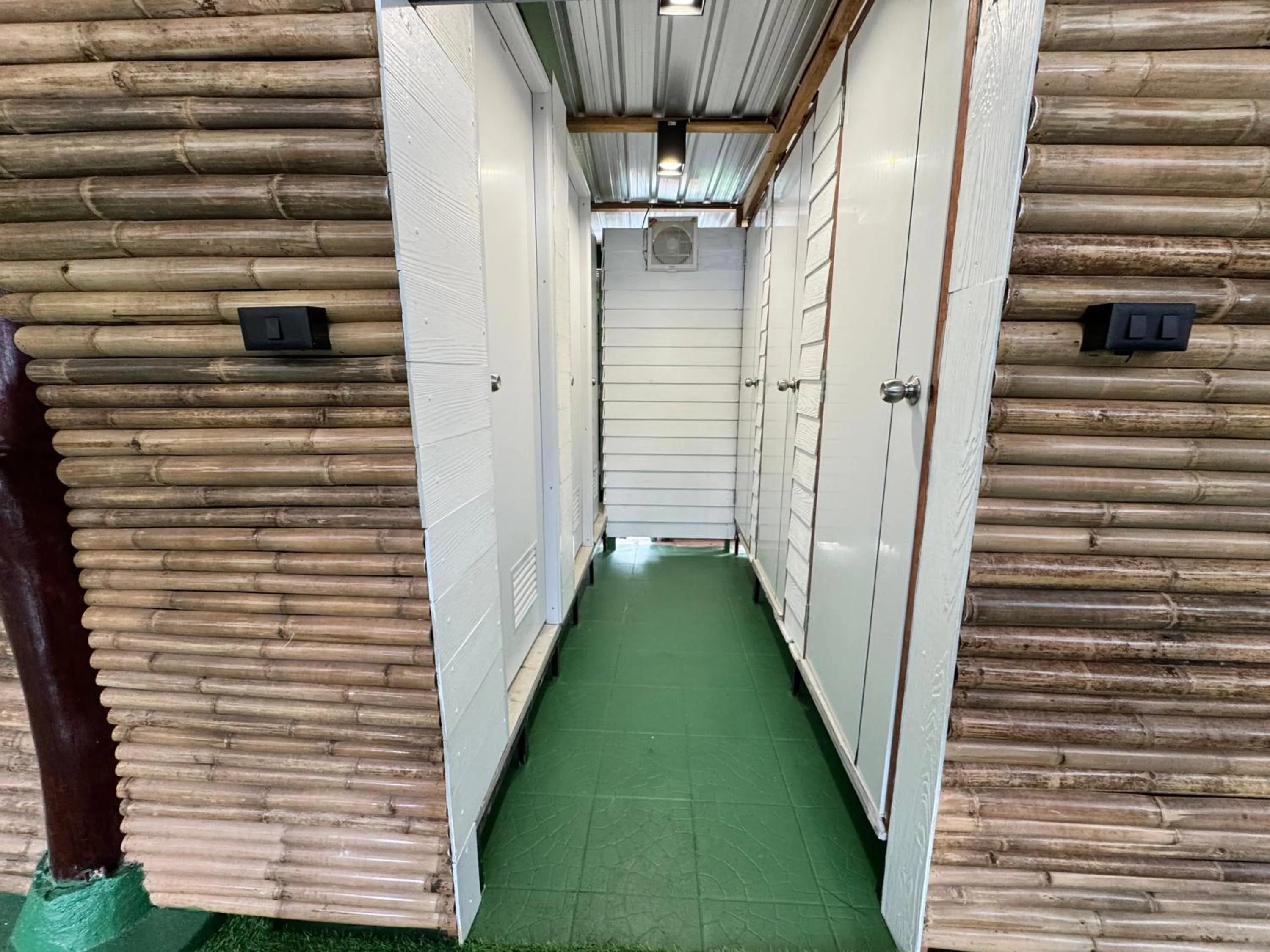 Public Bath in Naiyang Discovery Beach Resort SHA