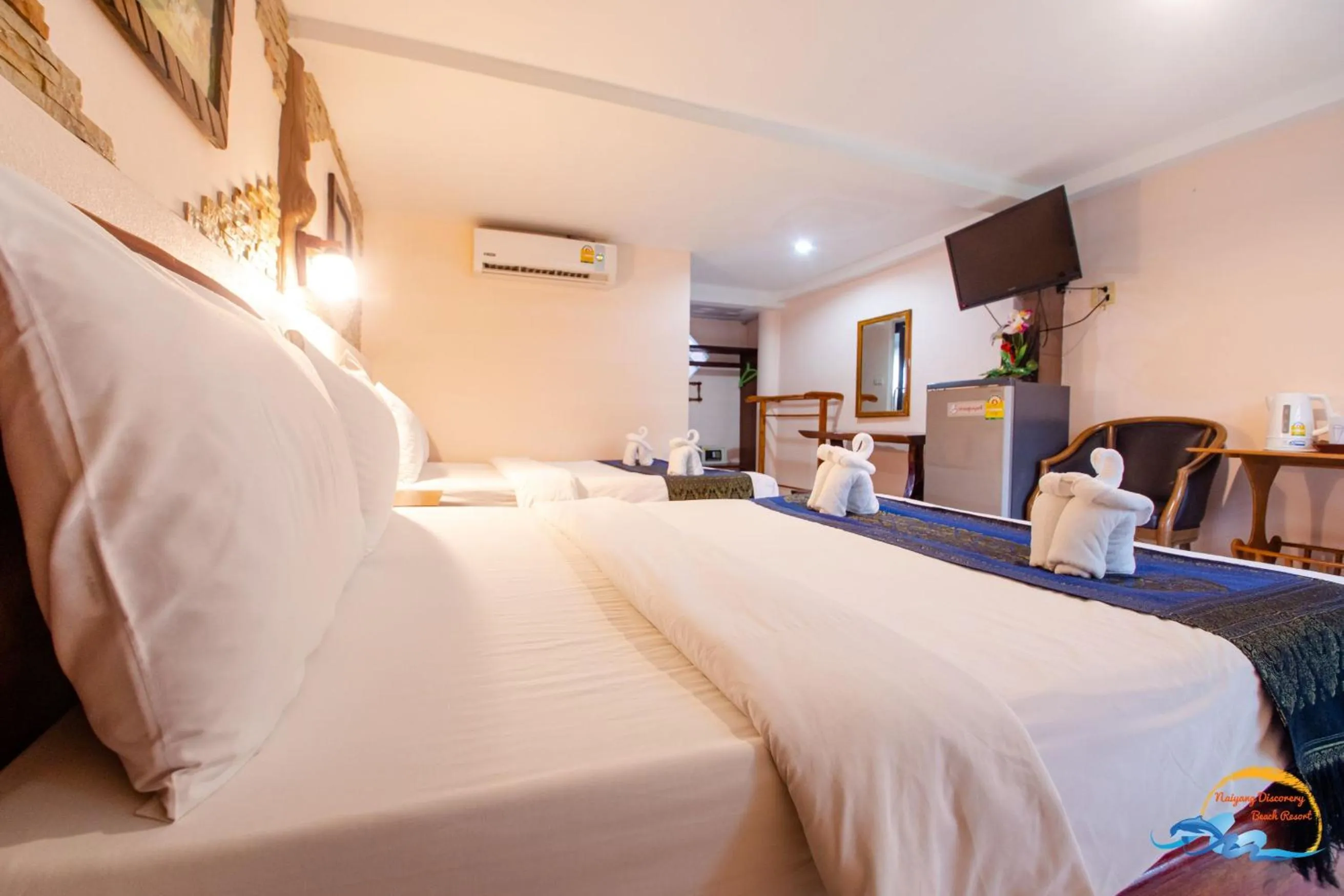 Photo of the whole room, Bed in Naiyang Discovery Beach Resort SHA