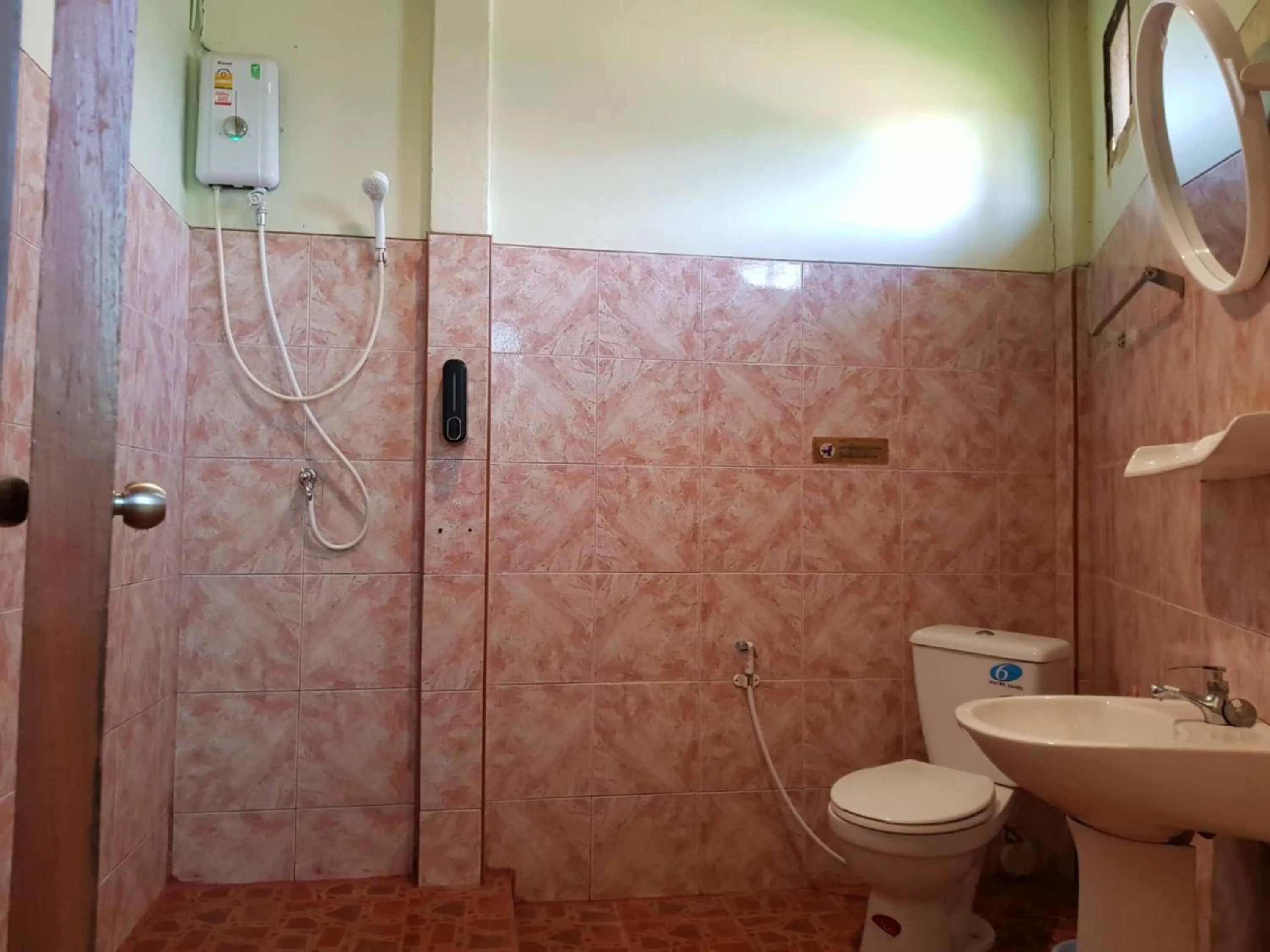 Bathroom in Discovery House Hotel SHA Plus