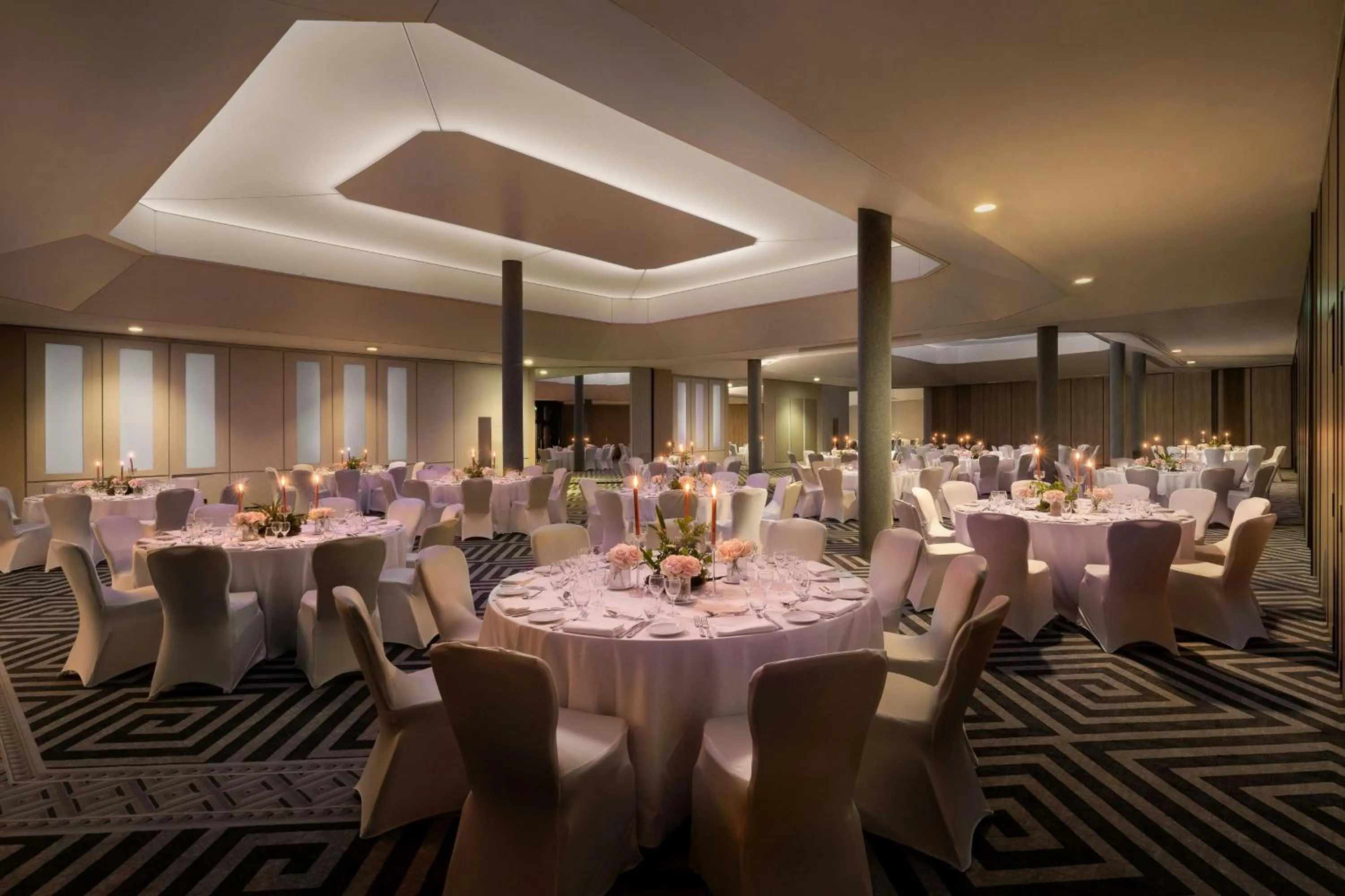 Meeting/conference room in JW Marriott Cannes