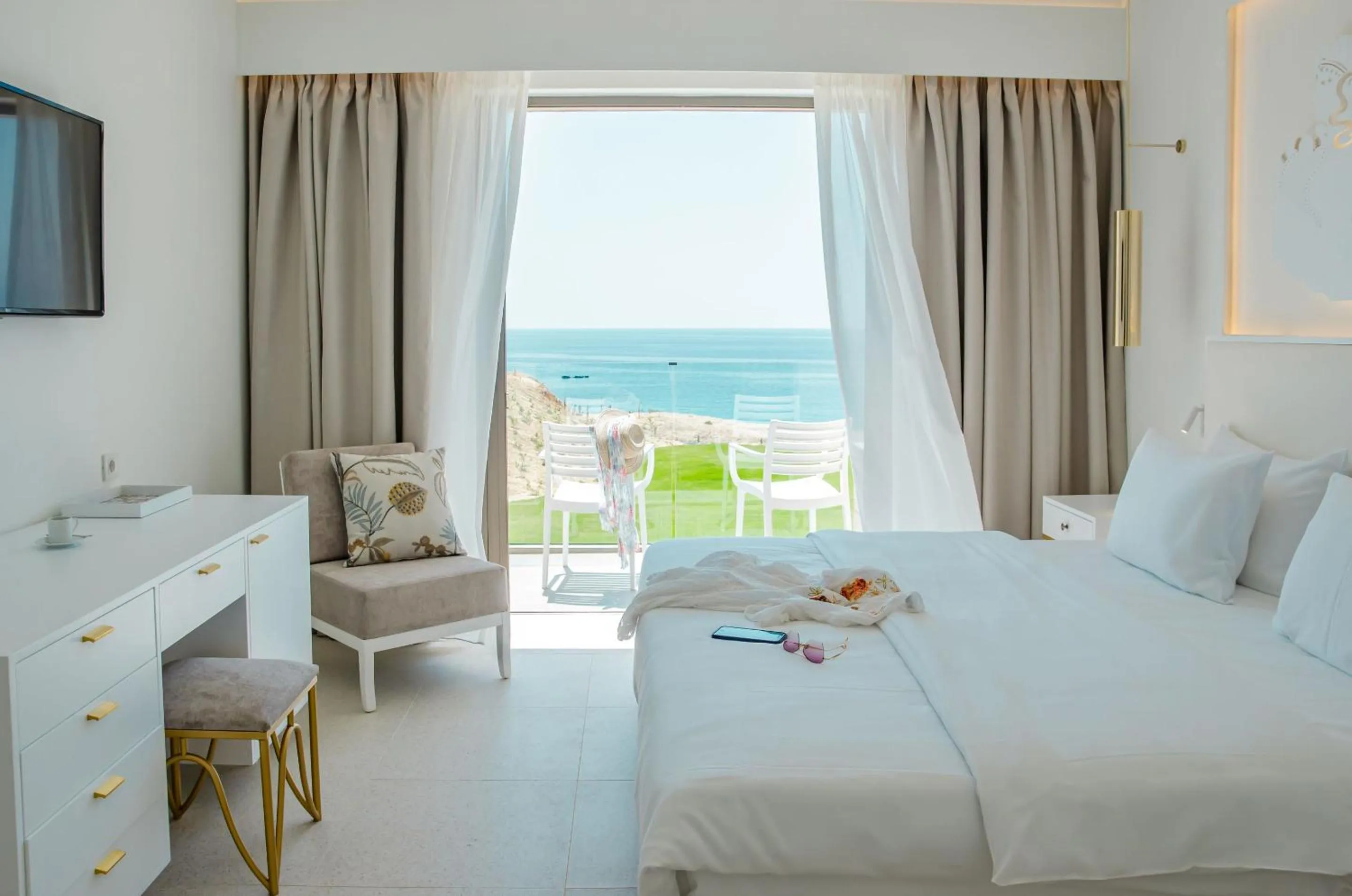 Bedroom, Bed in ROBINSON Ierapetra