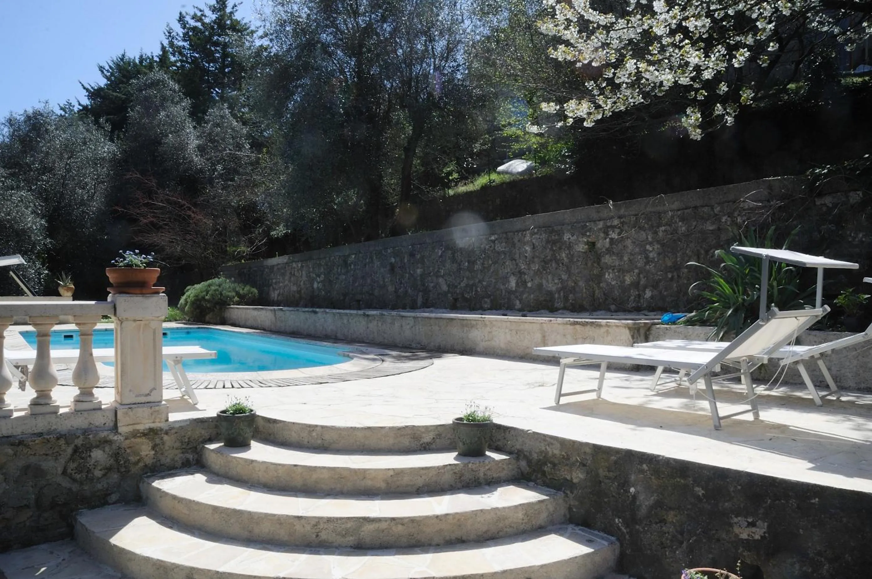 Day in Maison Le Retour