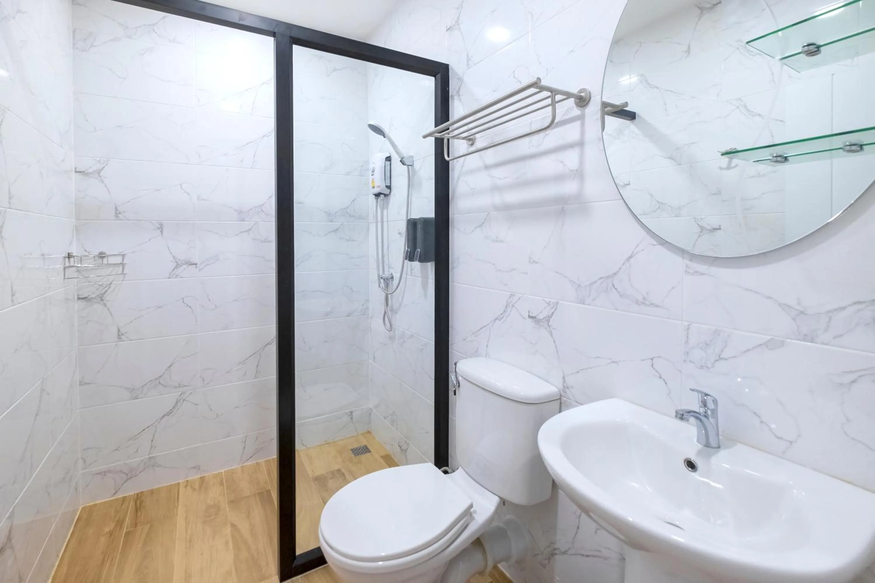 Toilet in BED Friends Poshtel