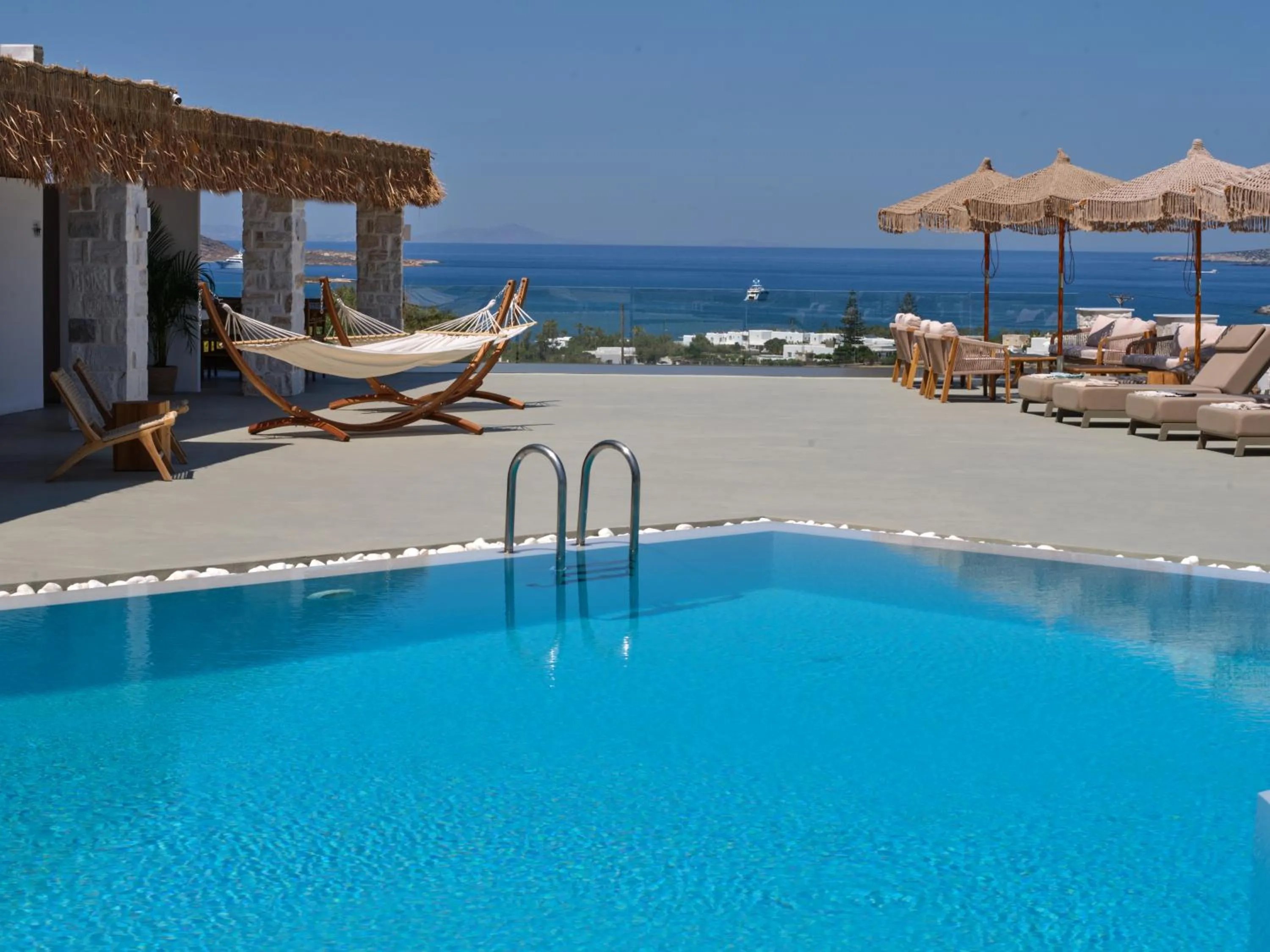 Swimming pool in Blue Mare Villas