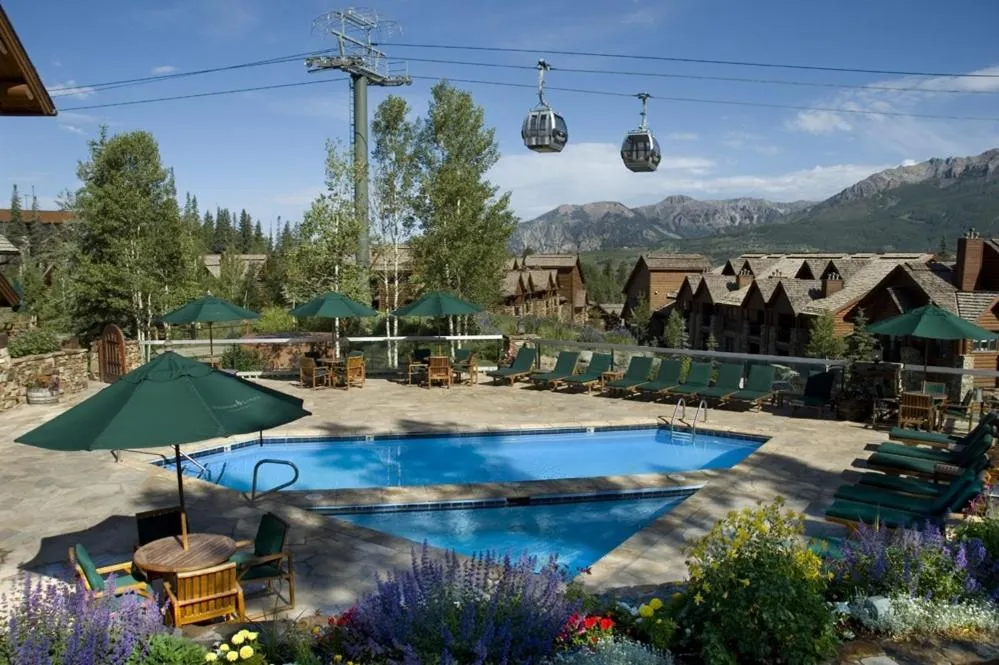 Swimming pool in Mountain Lodge Telluride