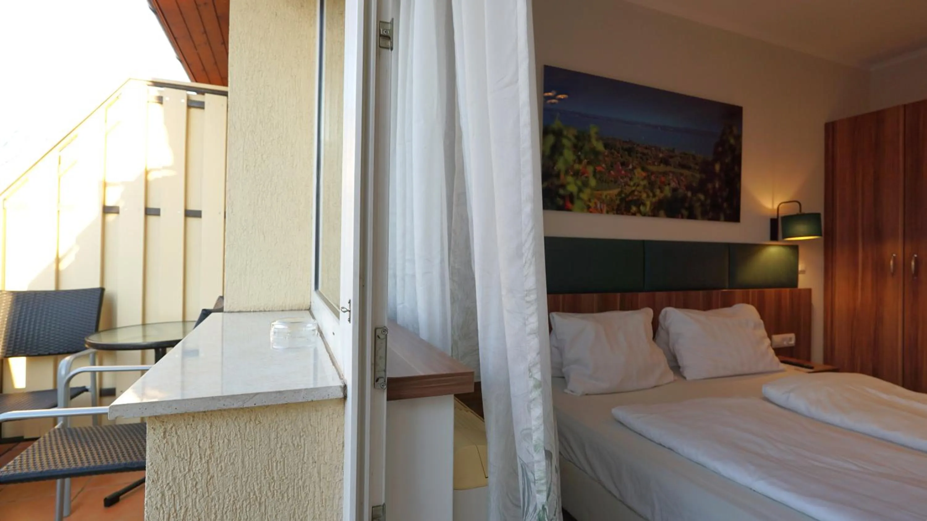 Balcony/Terrace, Bed in Balaton Colors Beach Hotel