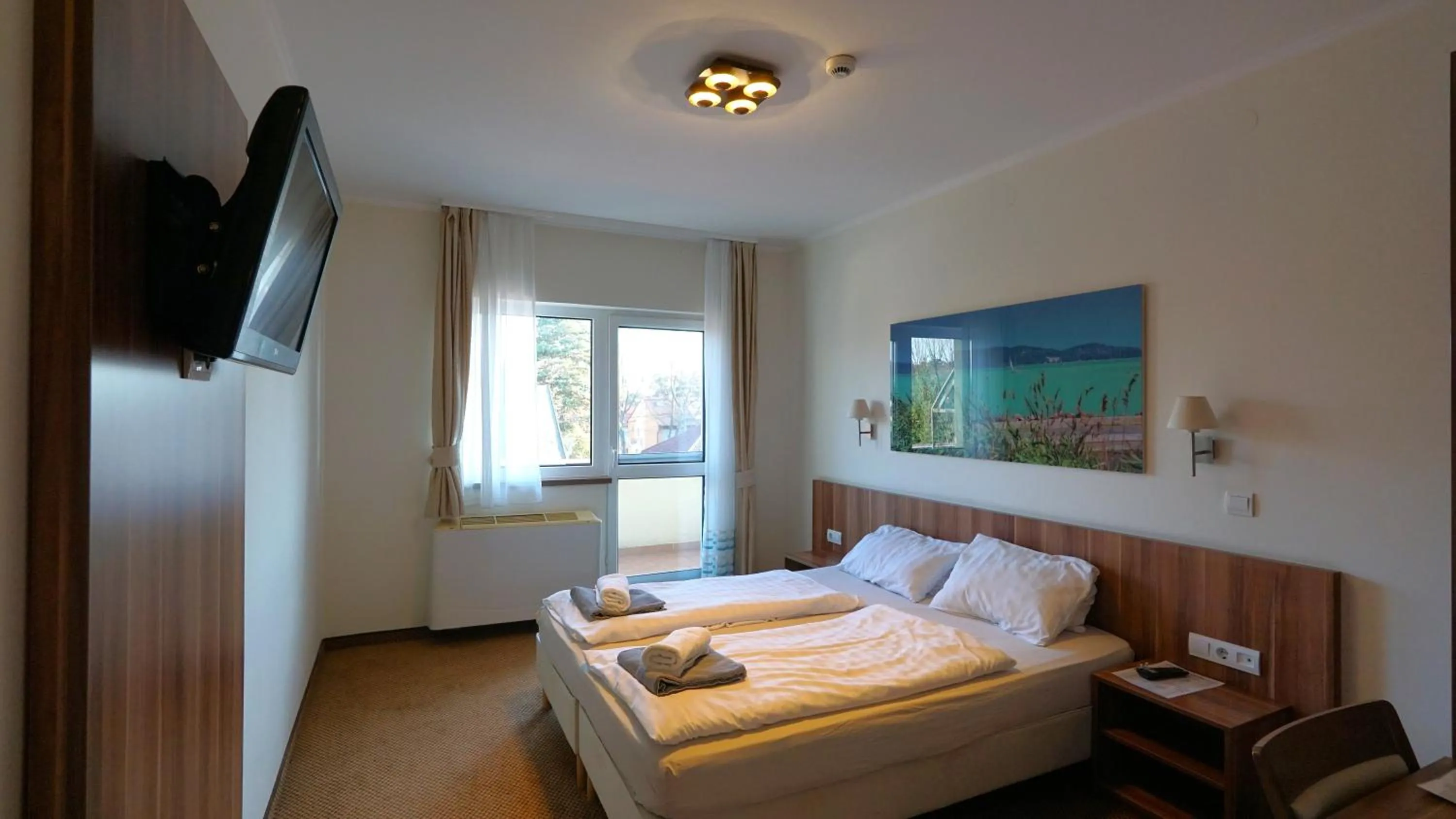 Bedroom, Bed in Balaton Colors Beach Hotel