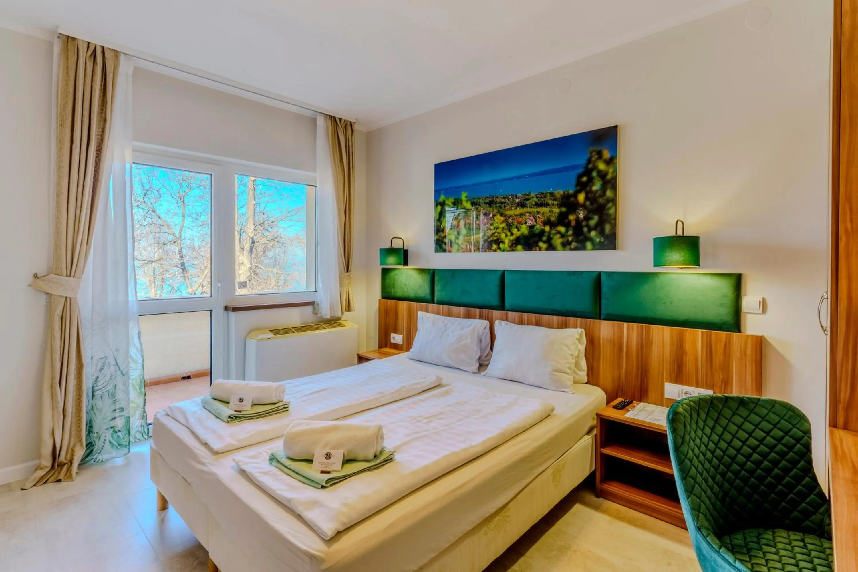 Photo of the whole room, Bed in Balaton Colors Beach Hotel