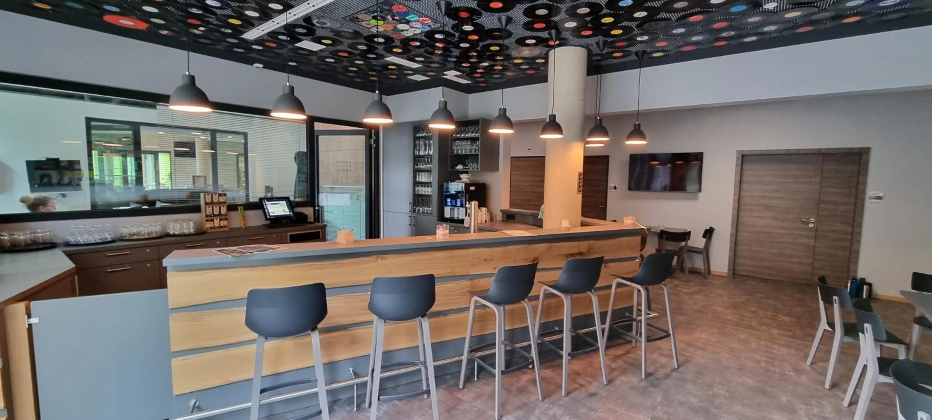 Lounge or bar in Jugendherberge Gemünd Vogelsang