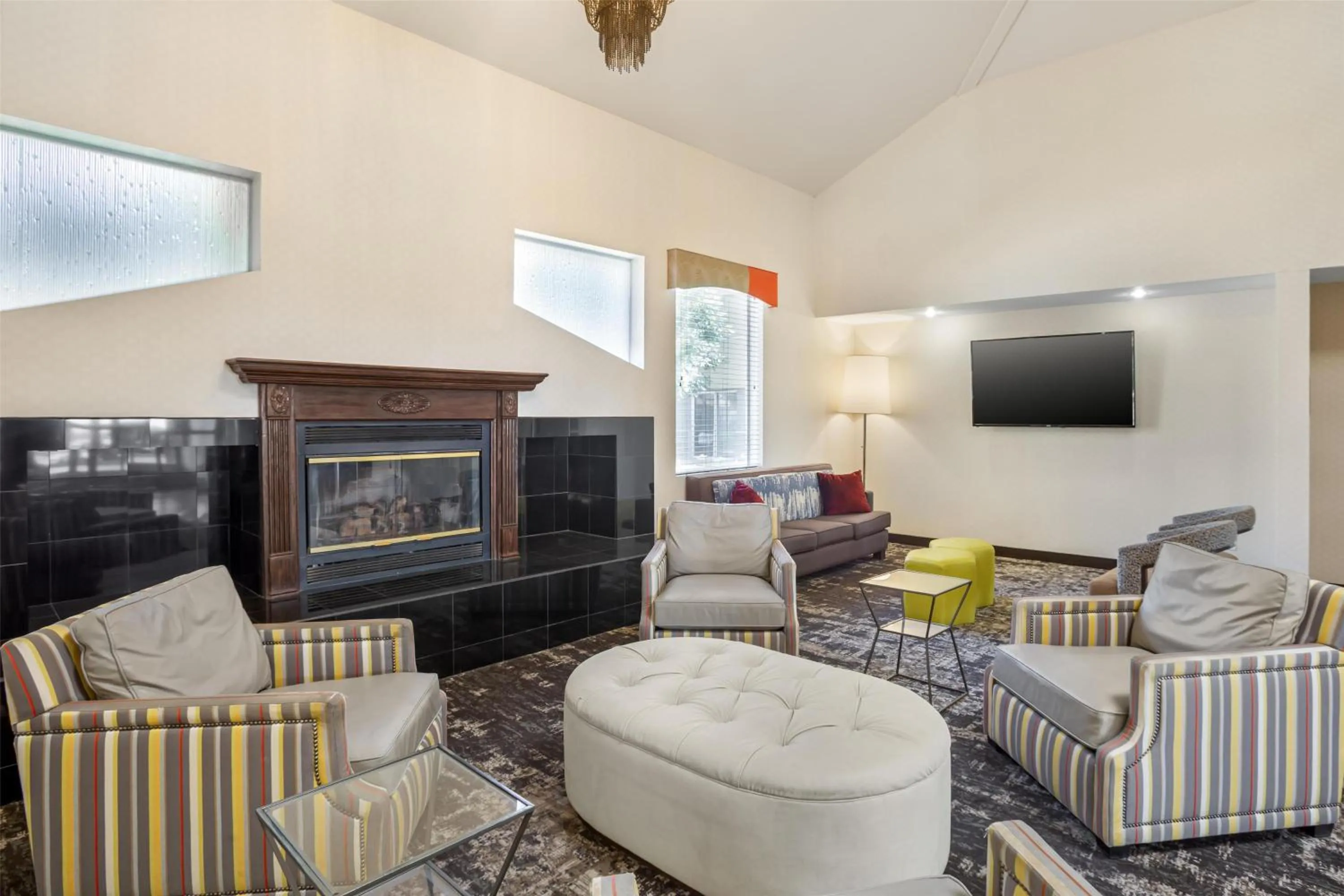 Lobby or reception in Best Western Porterville Inn