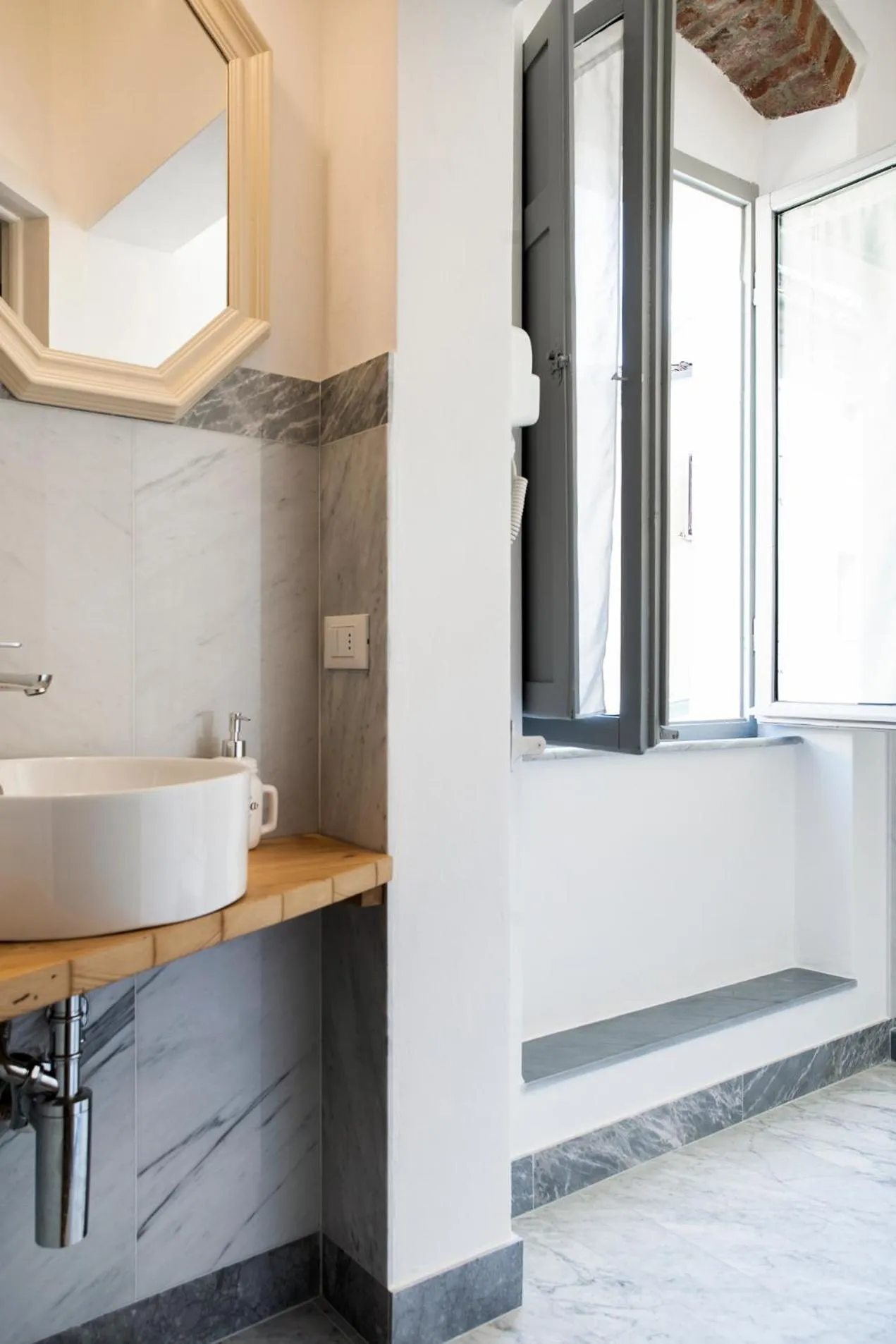 Bathroom in Carrara Bella