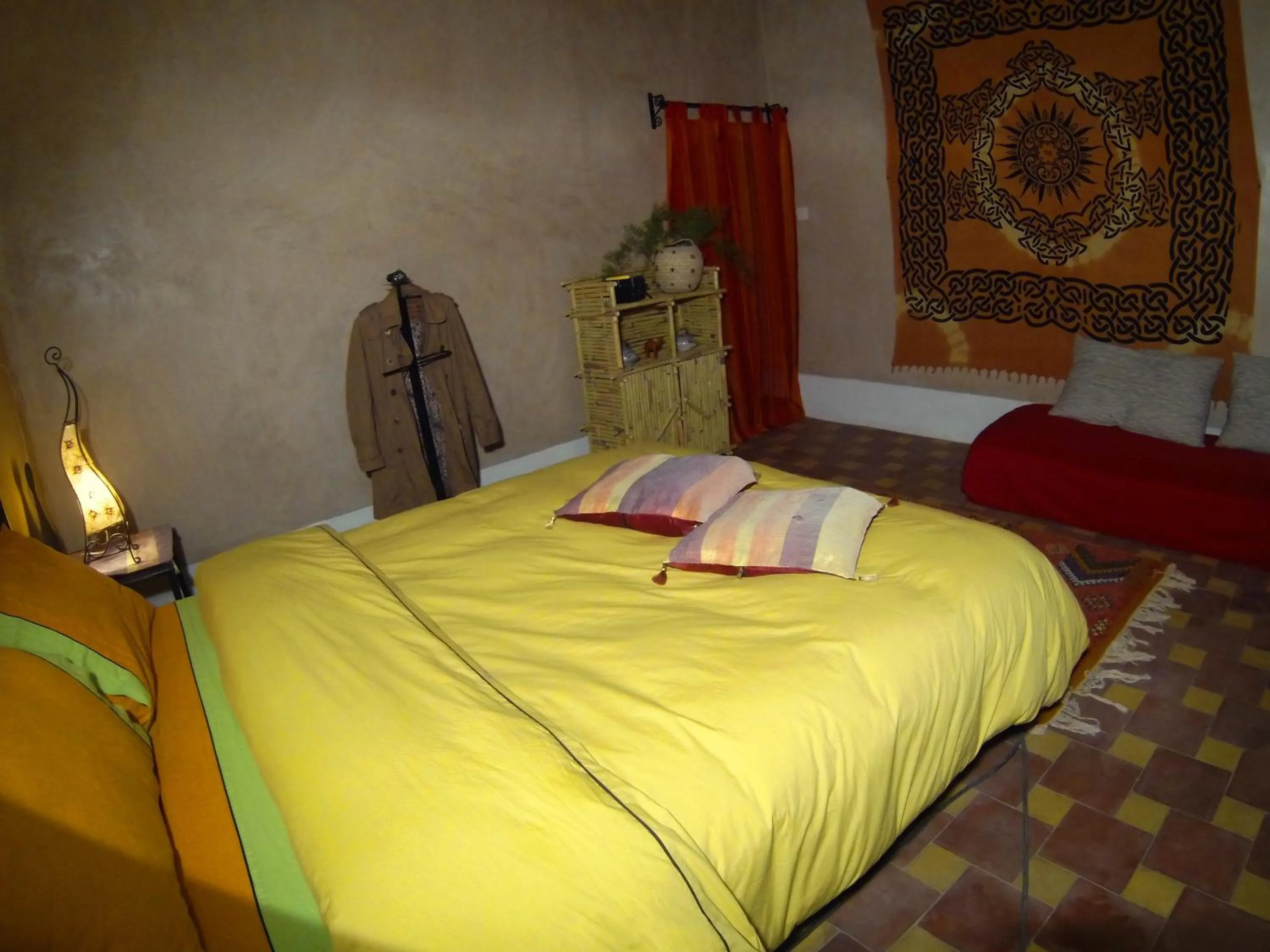 Photo of the whole room, Bed in kasbah 123 soleil