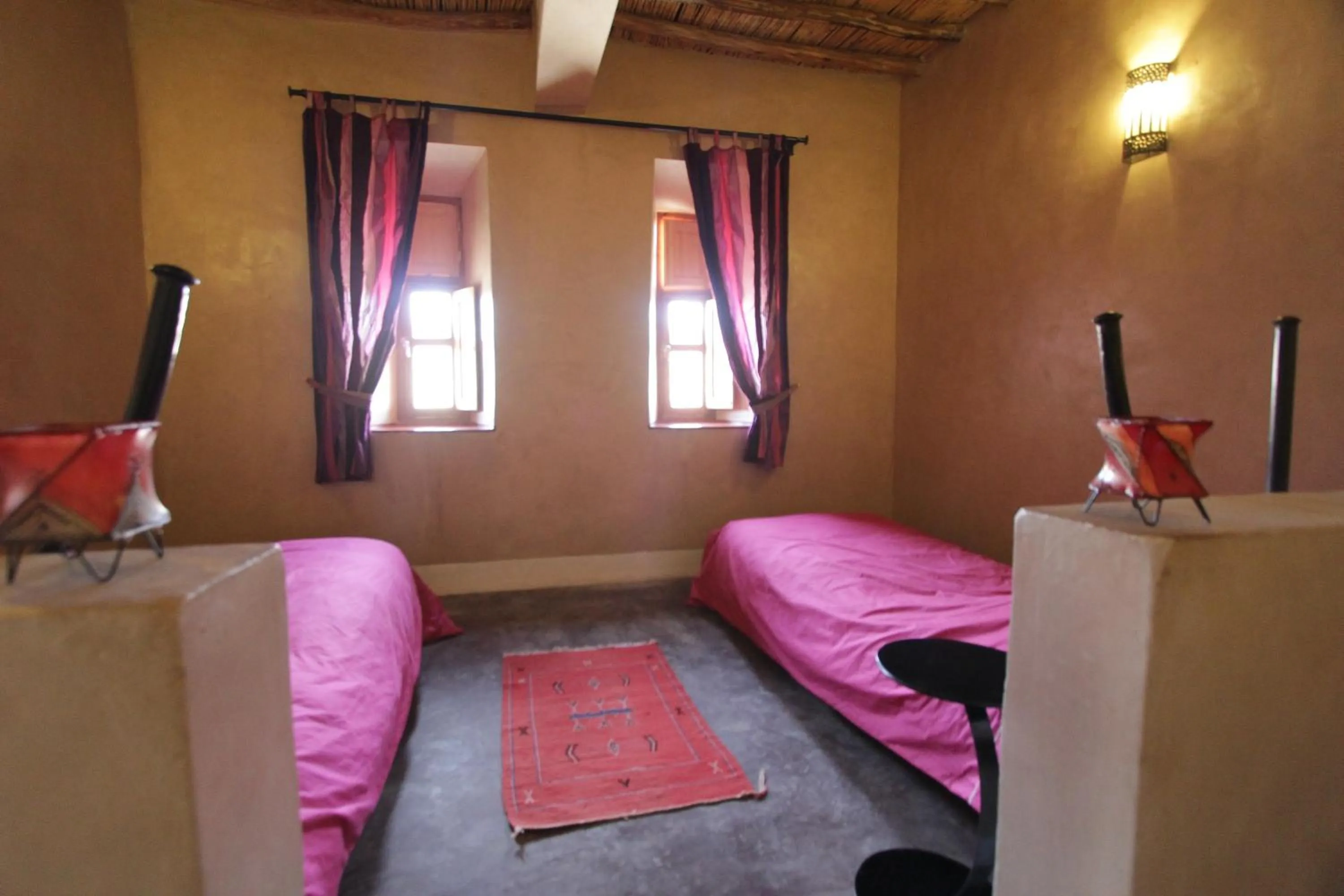 Photo of the whole room, Bed in kasbah 123 soleil