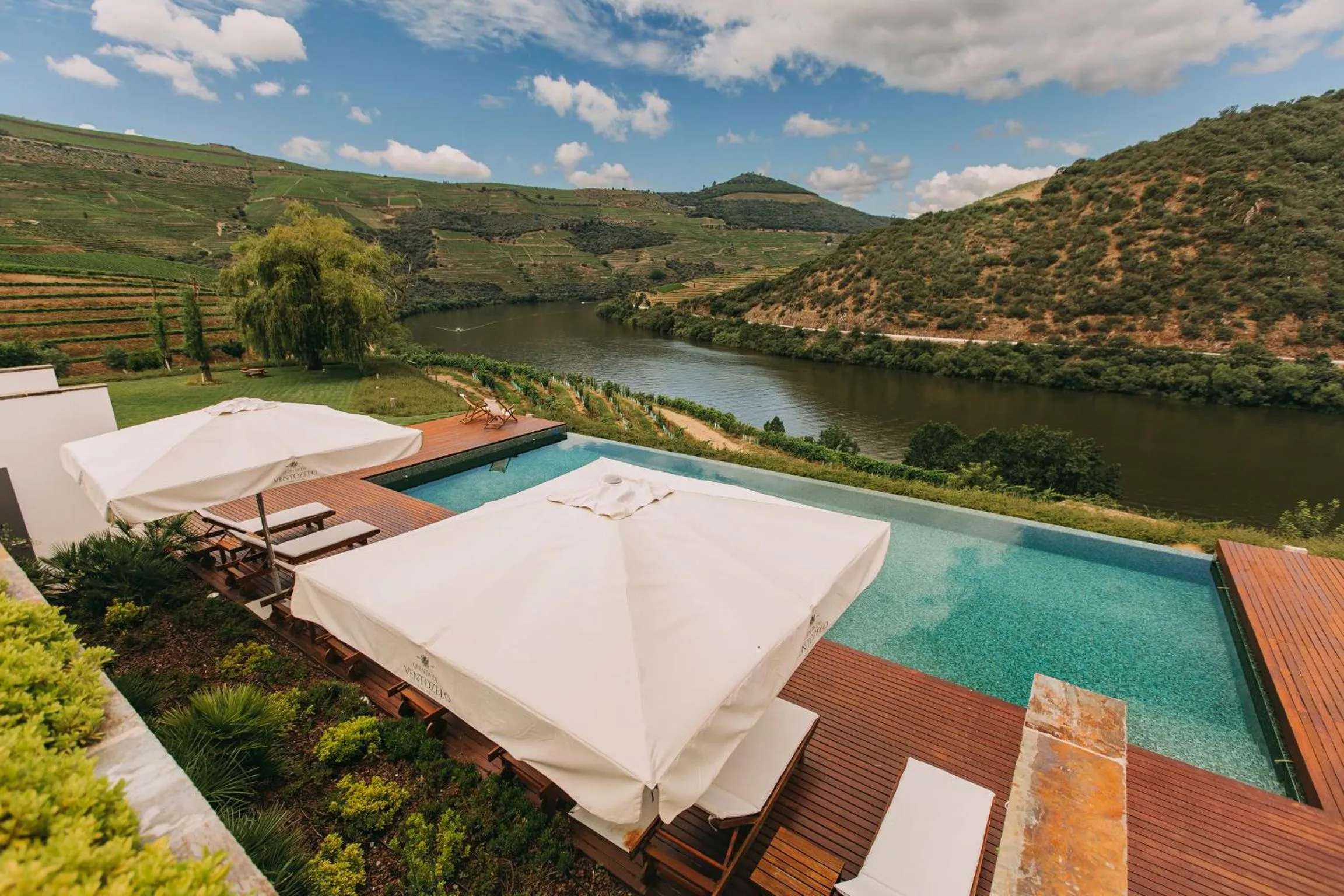 Pool view in Ventozelo Hotel & Quinta