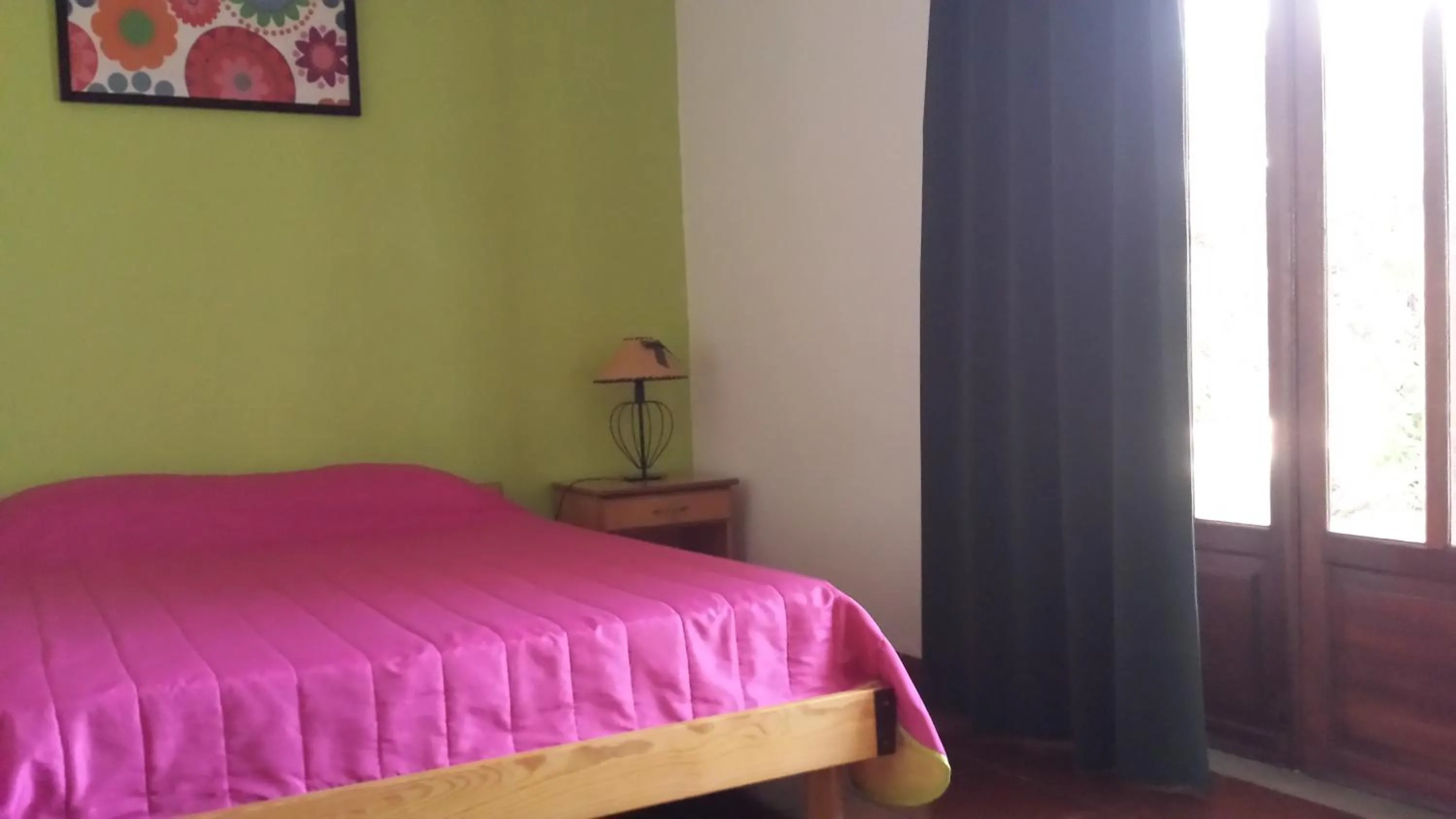 Bedroom, Bed in Vila Olímpica