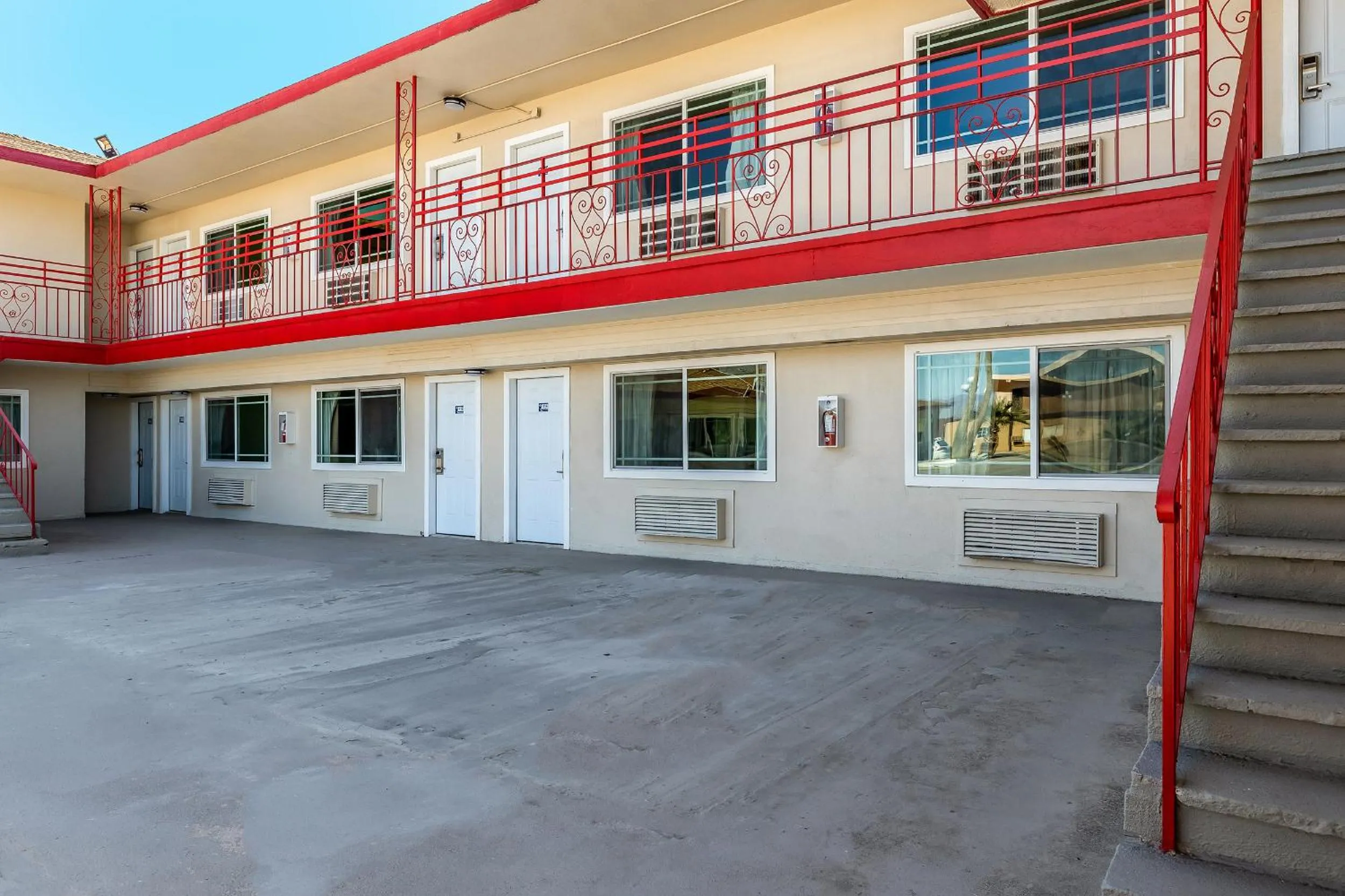 Property building in Econo Lodge Needles