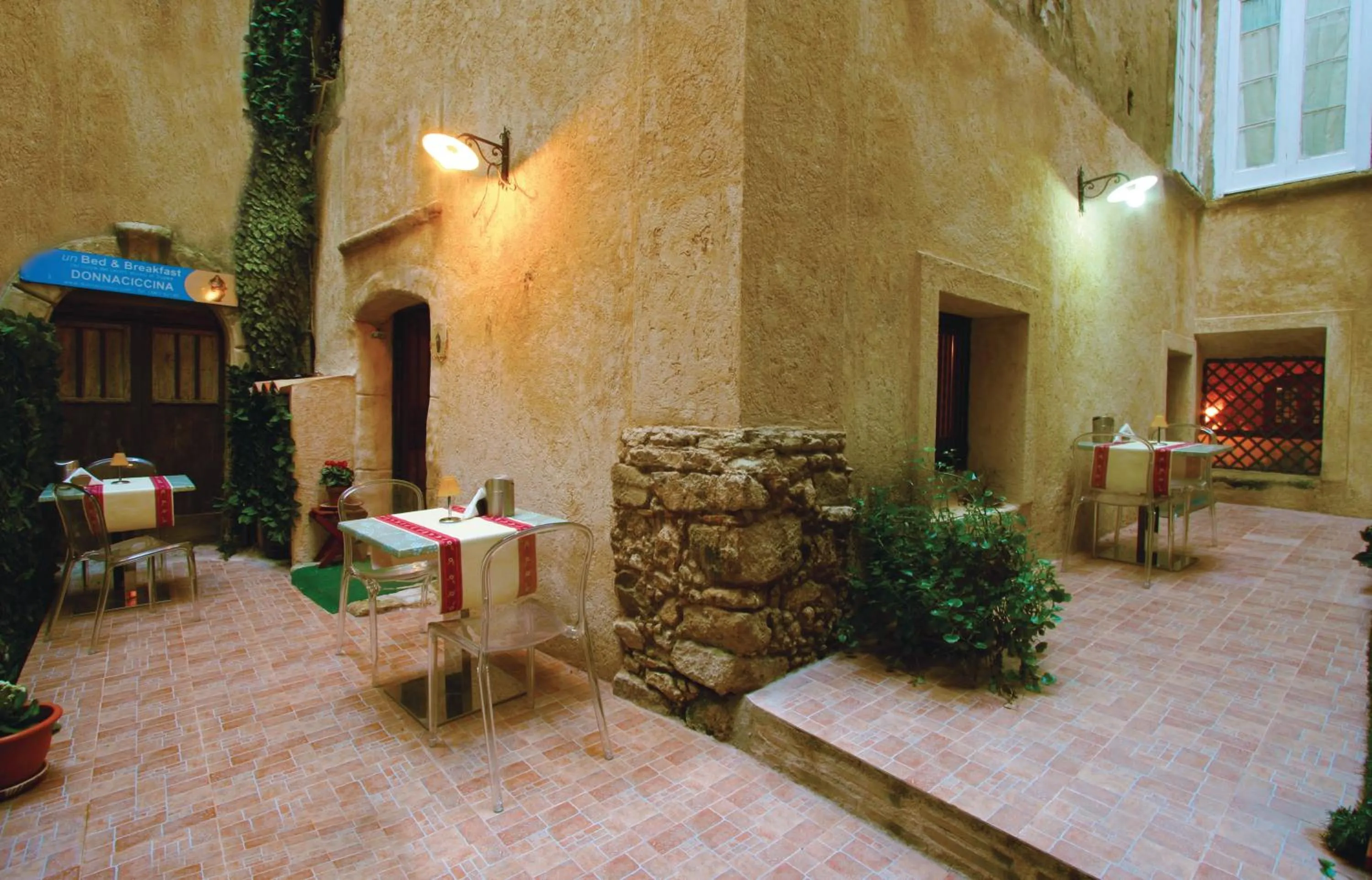 Garden in Donnaciccina Accomodation