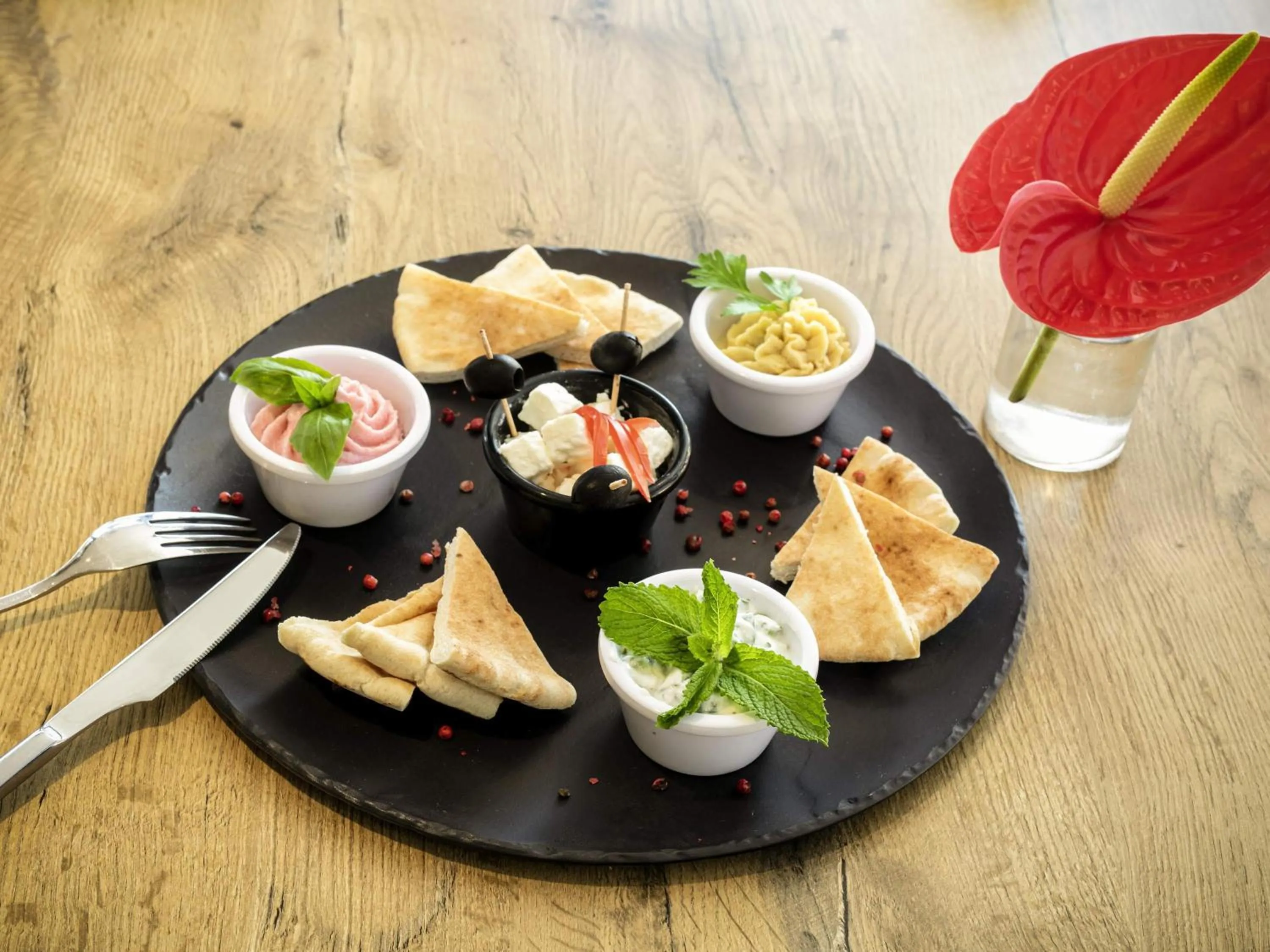 Restaurant/places to eat in ibis Montpellier Sud