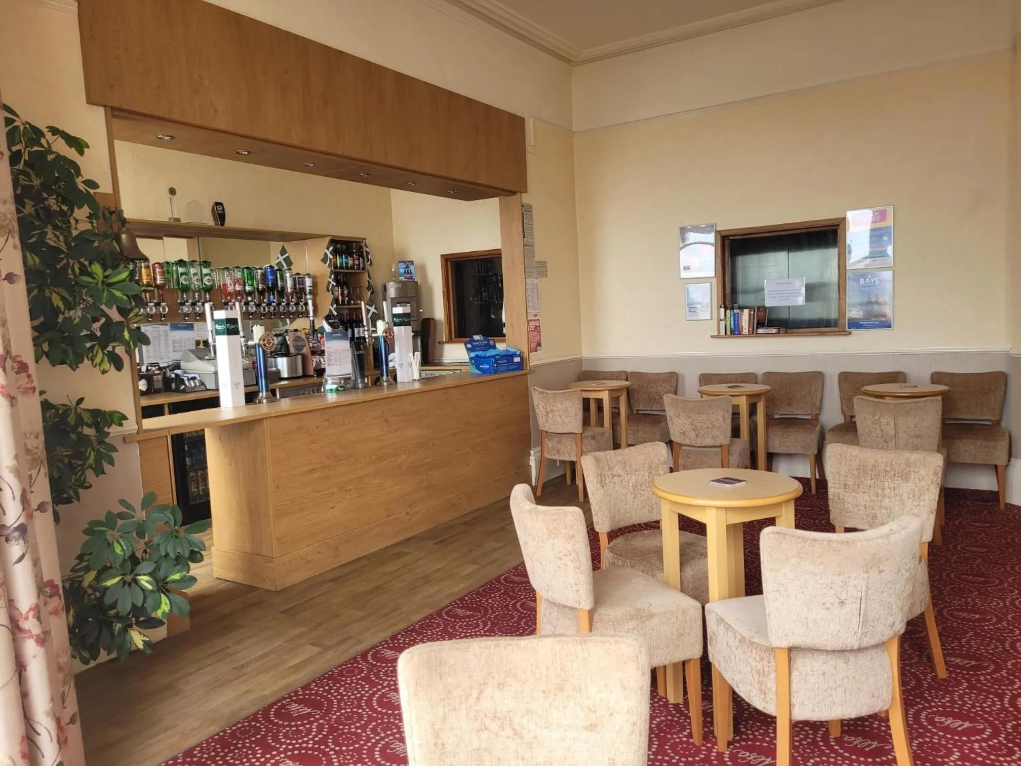 Lounge or bar in Cavendish Hotel