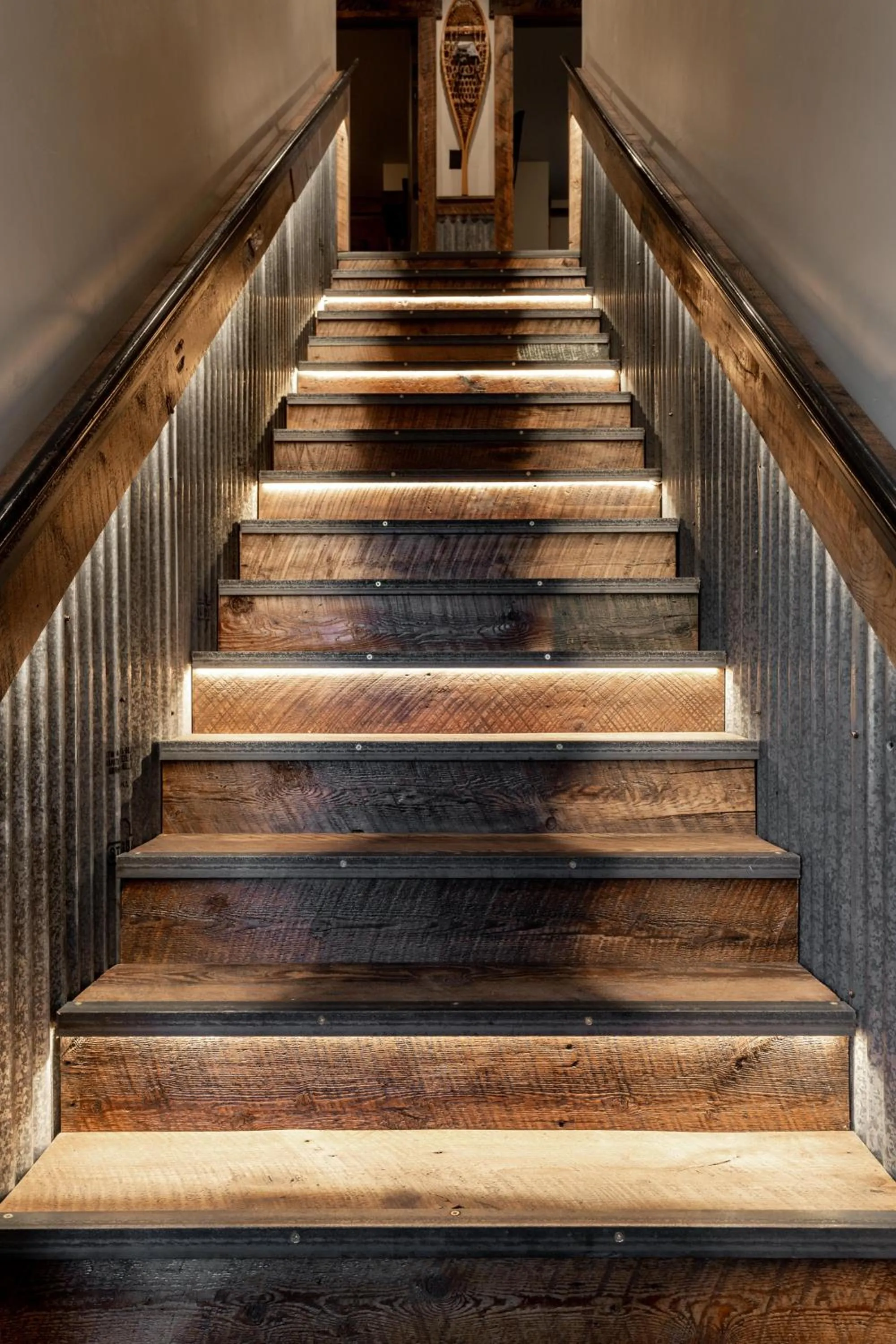 Facade/entrance in The Adventure Inn Yellowstone