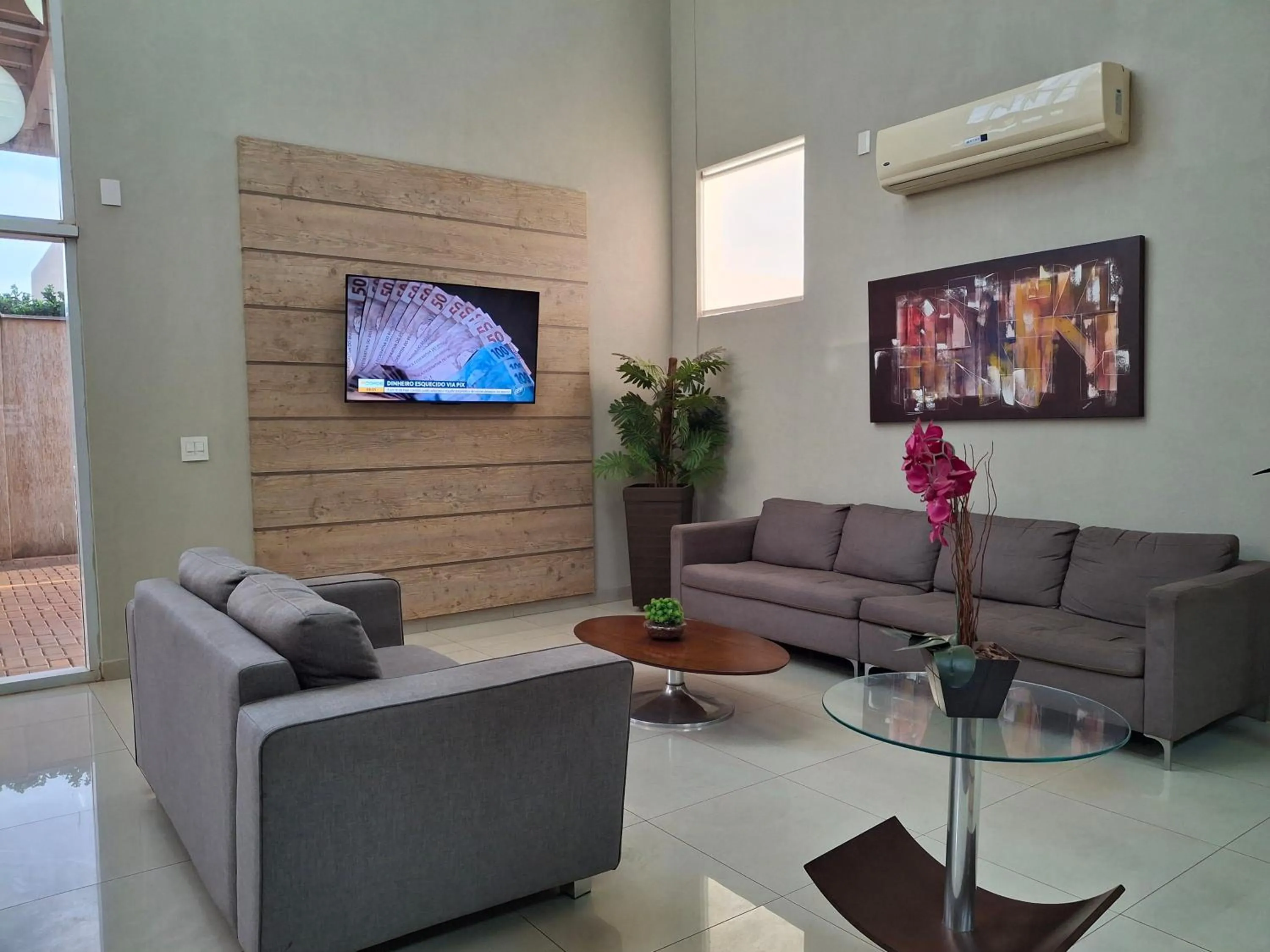 Lobby or reception in Ônix Inn Hotel Cravinhos