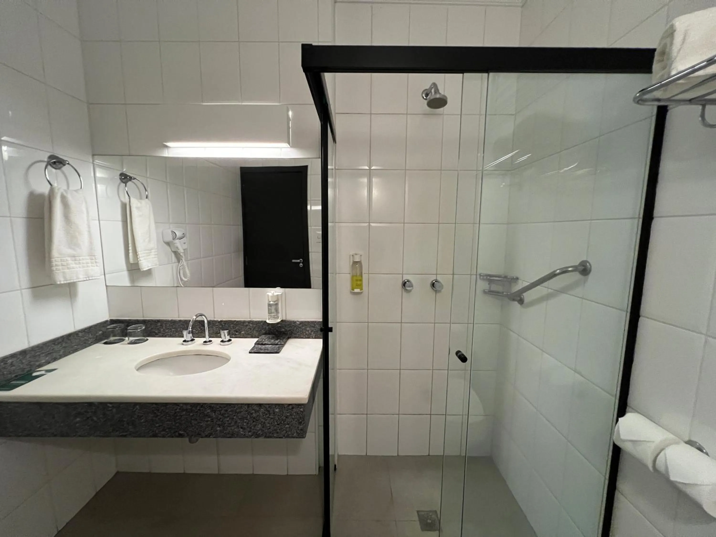 Bathroom in Transamerica Araraquara