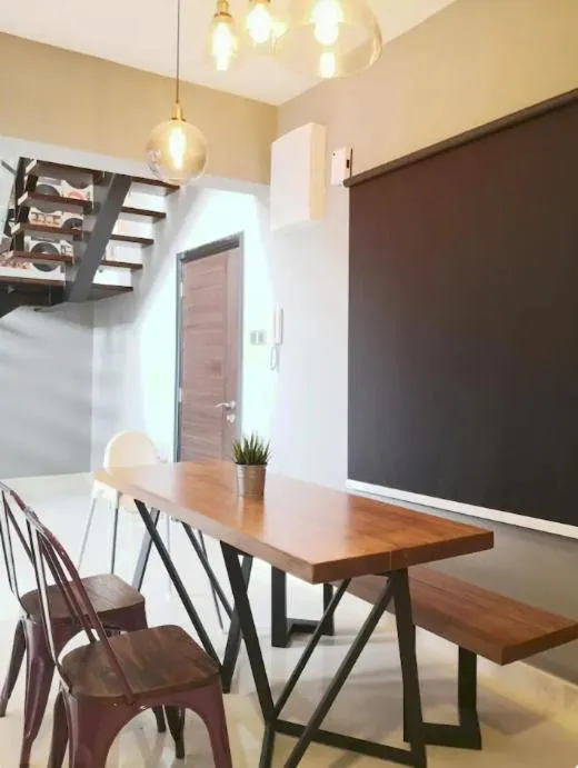 Baby & kids friendly, JB CIQ, Romantic Duplex