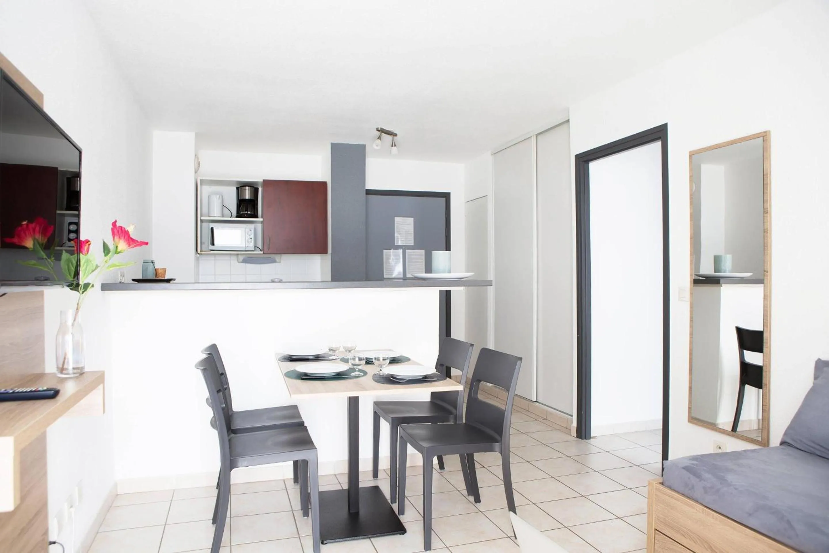 Bedroom in Comfort Aparthotel Divonne La Versoix