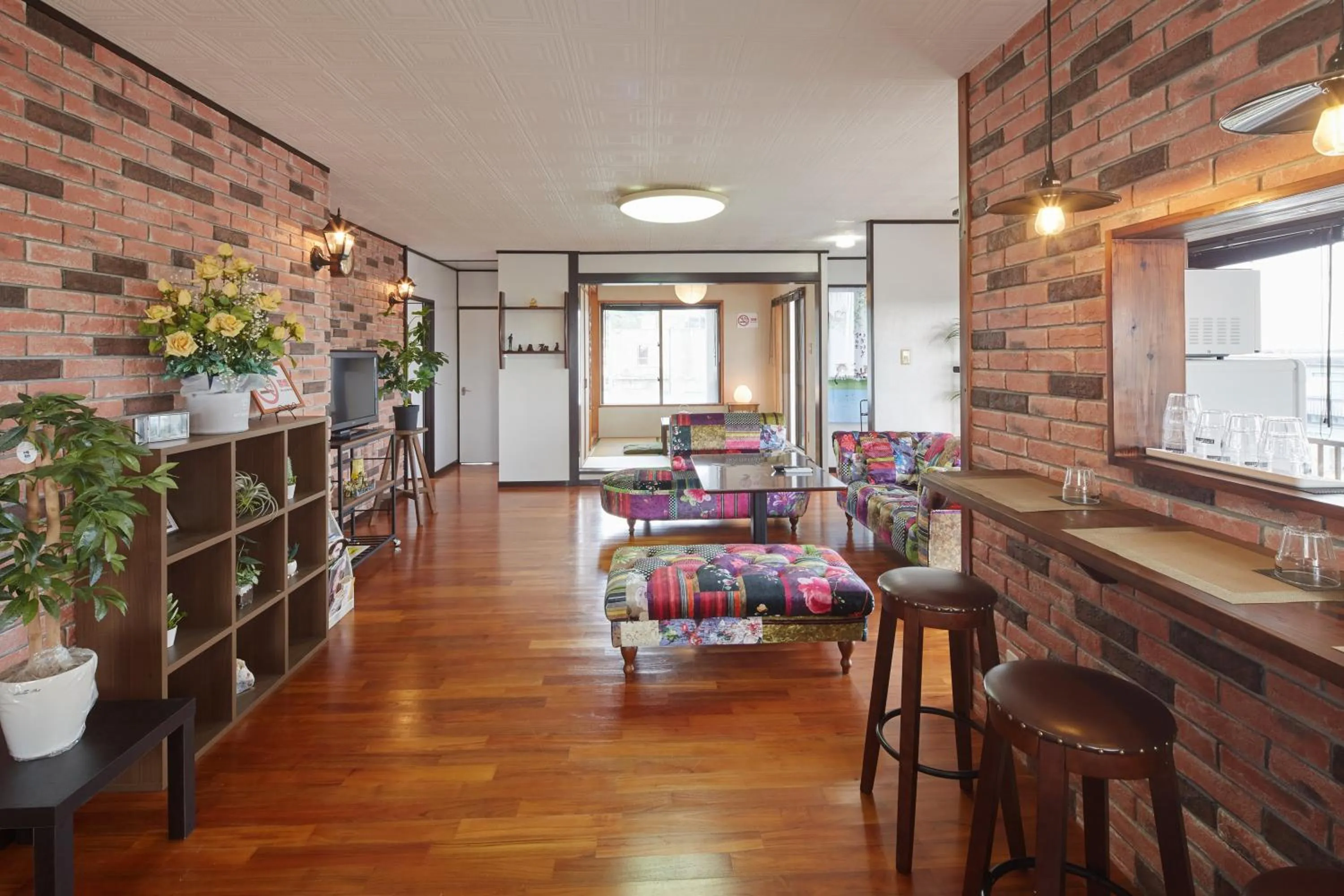 Dining area in Wind Henza