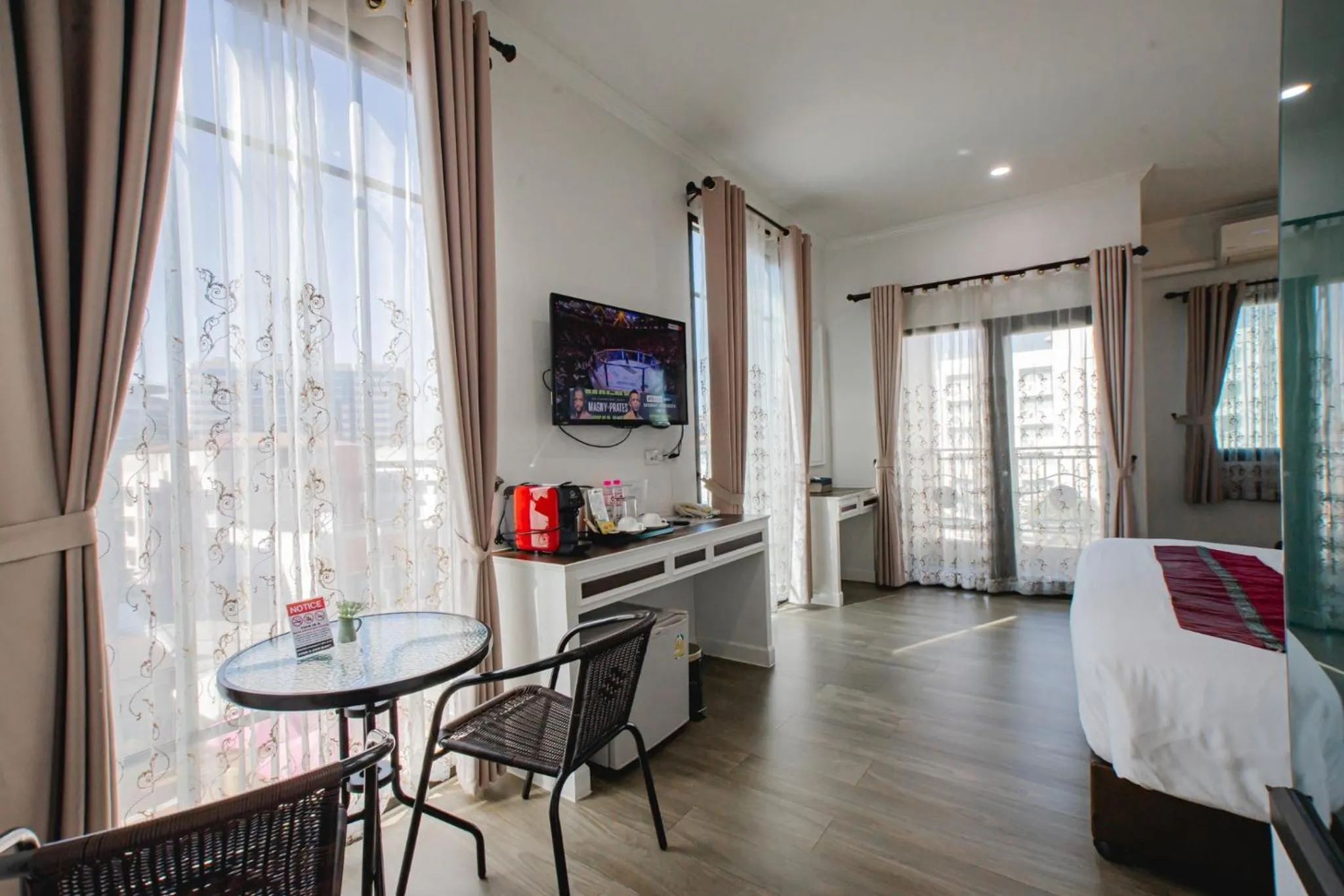 Seating area in Banbua Grand Udon