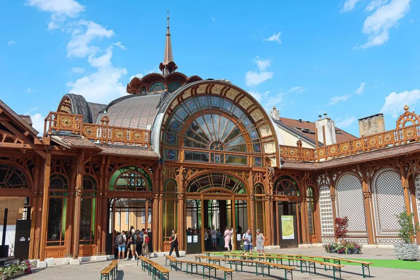 Nearby landmark in Hôtel Restaurant Continental