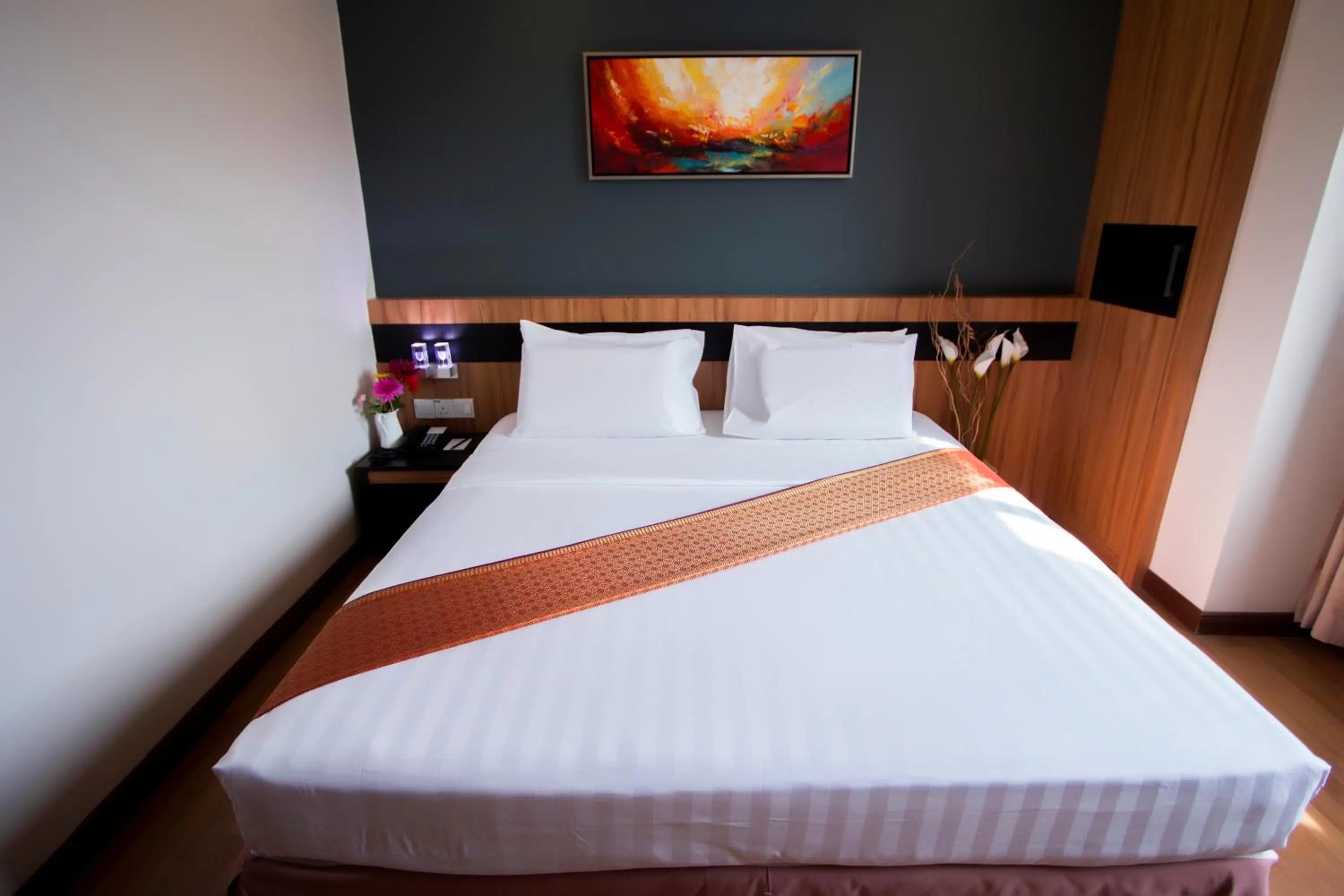 Bed in Mariner Hotel Labuan