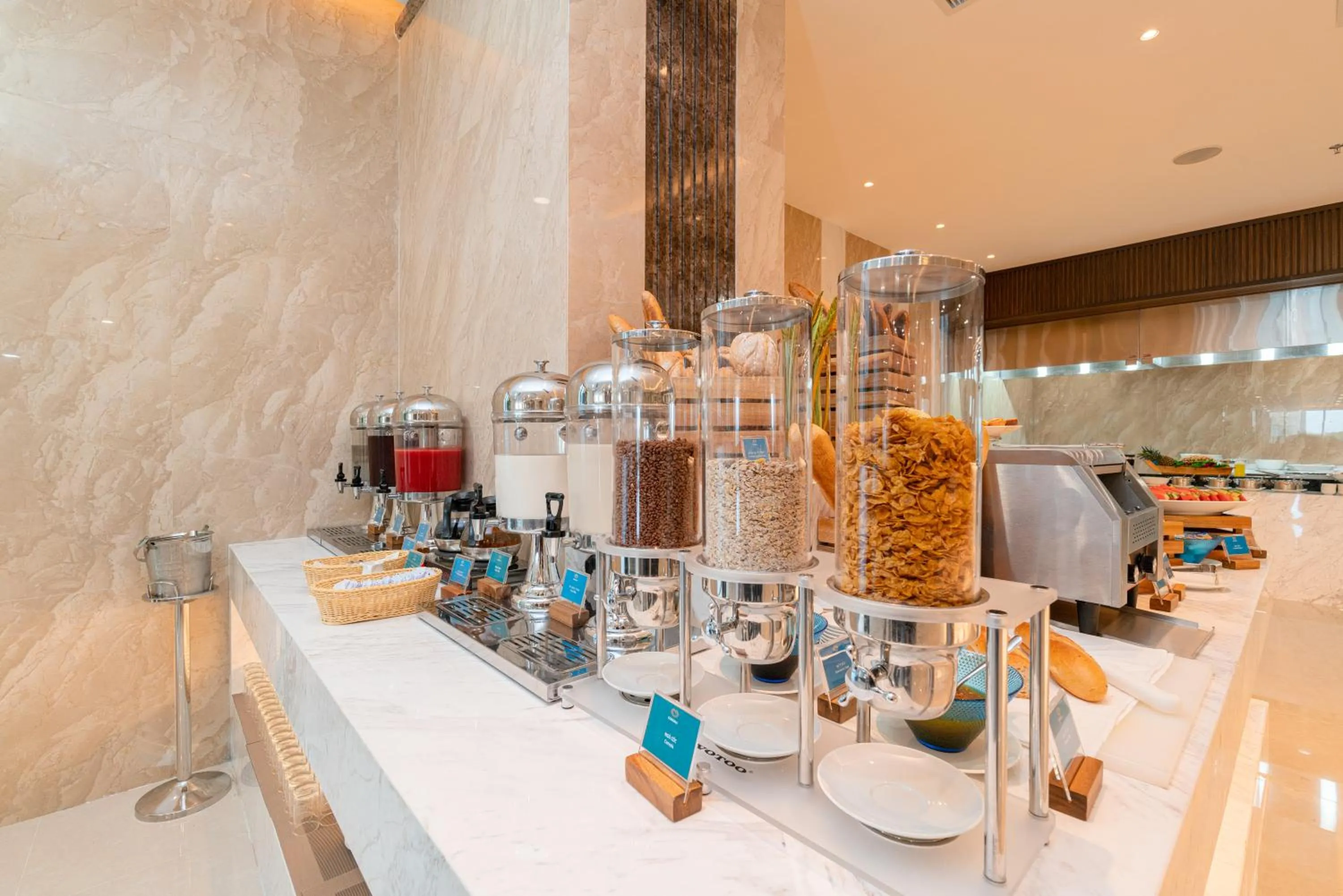 Restaurant/places to eat in Gonsala Hotel Nha Trang