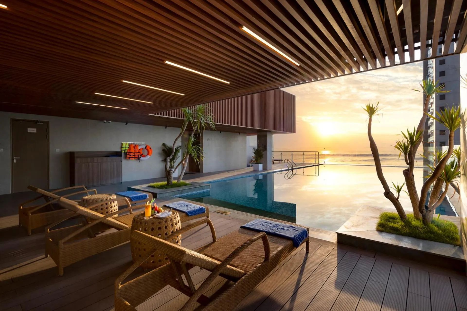 Swimming pool in Gonsala Hotel Nha Trang