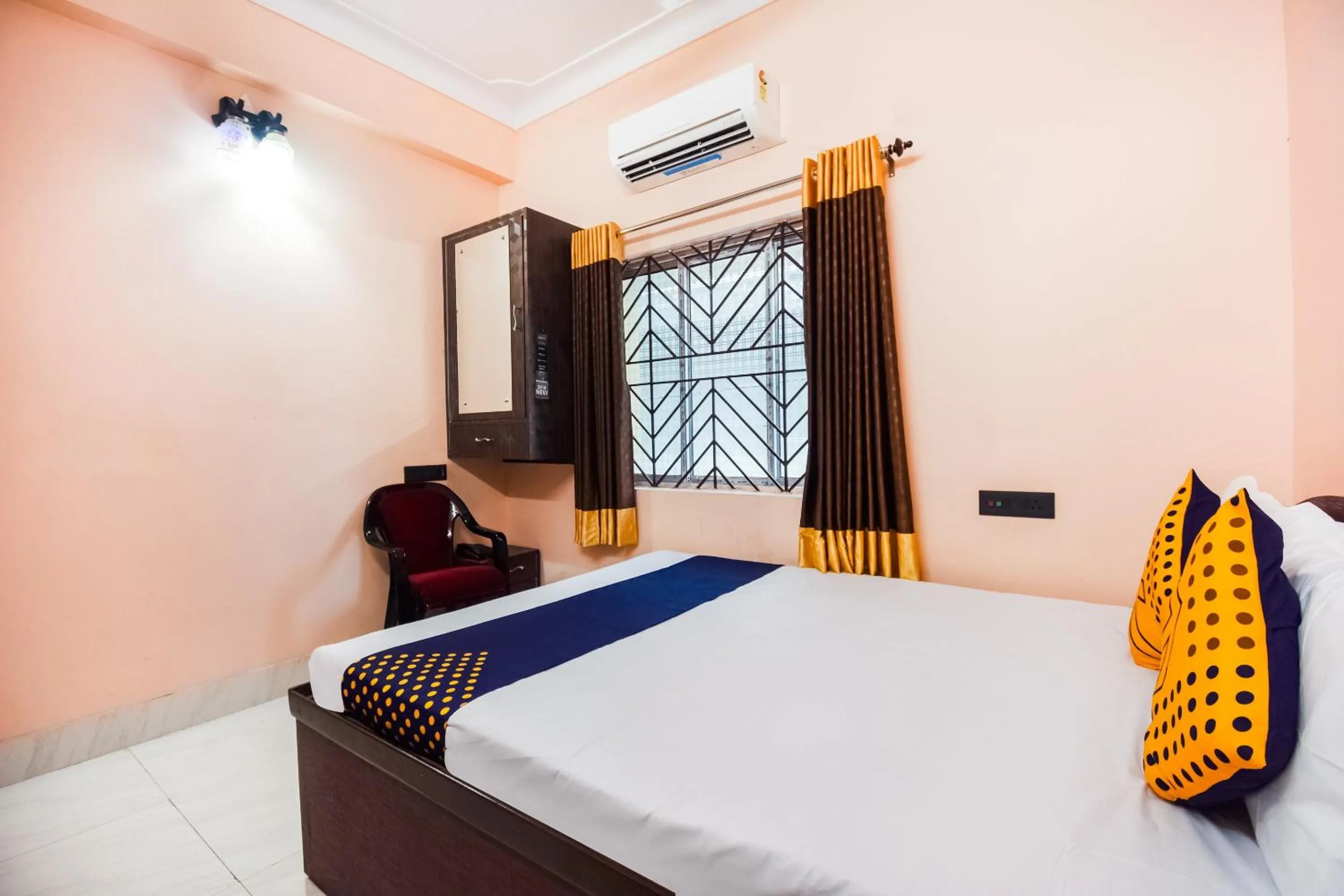 Bedroom, Bed in Hotel O The amber