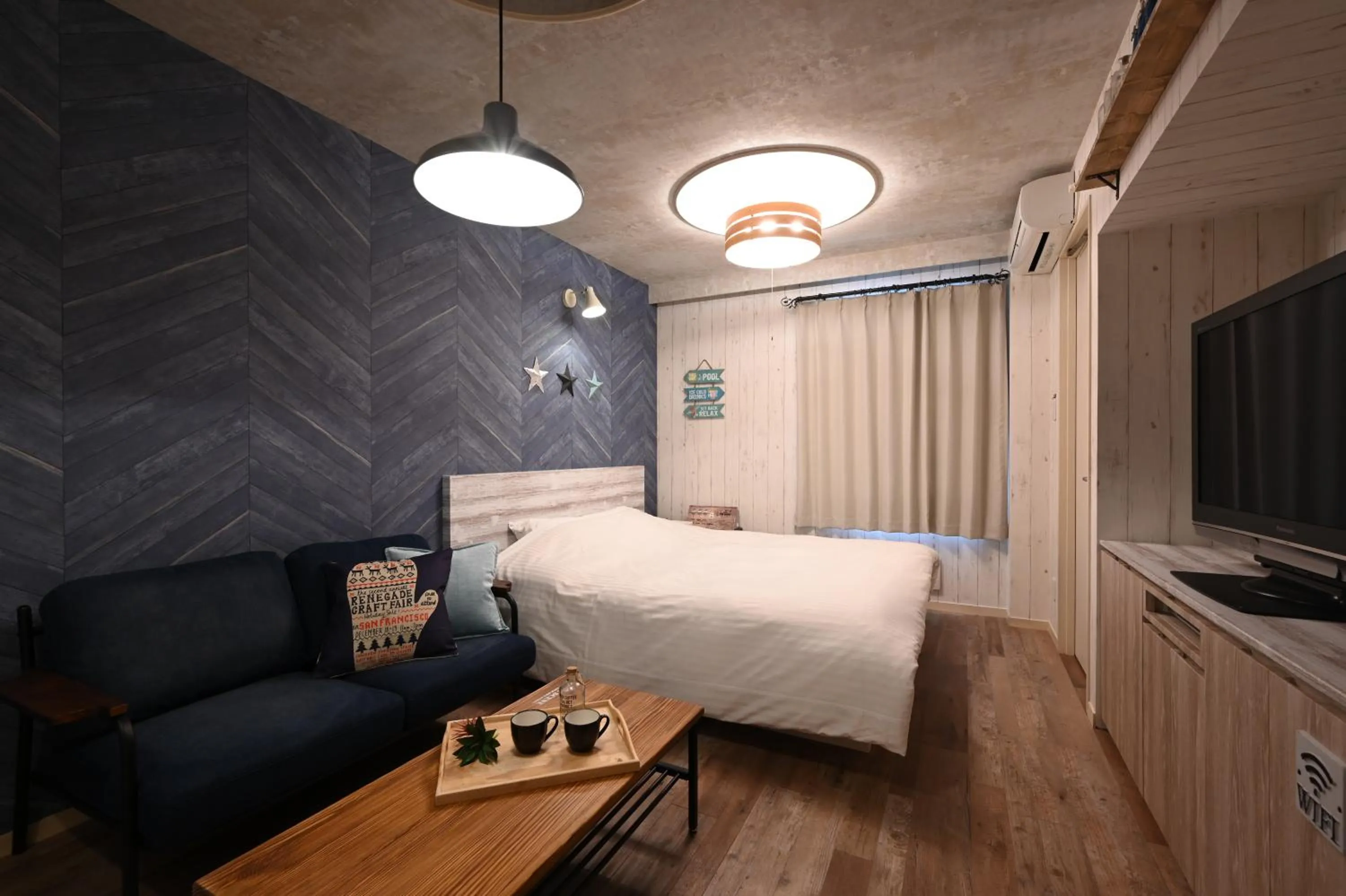 Bed in HOTEL The Scene