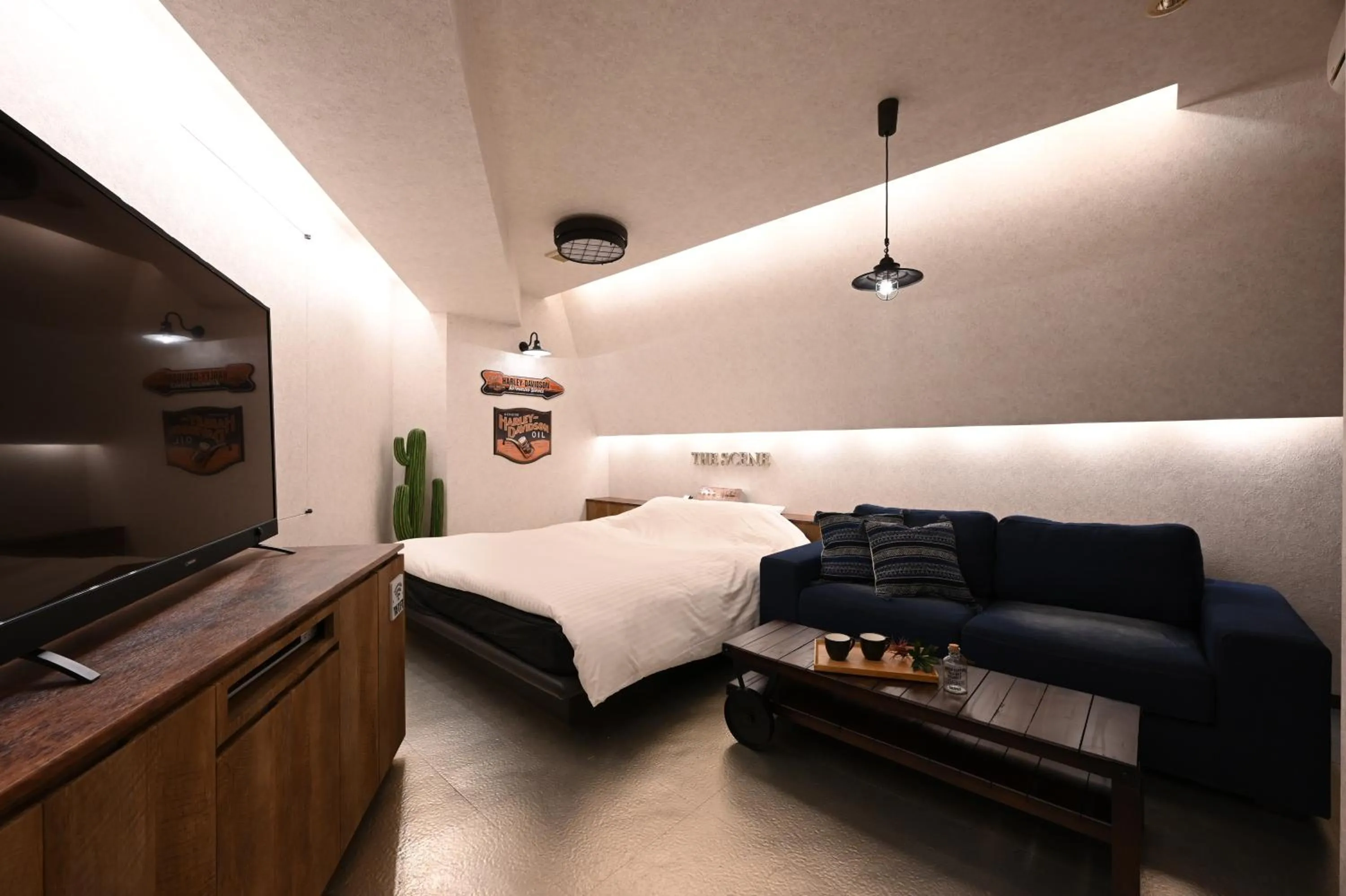 Bed in HOTEL The Scene