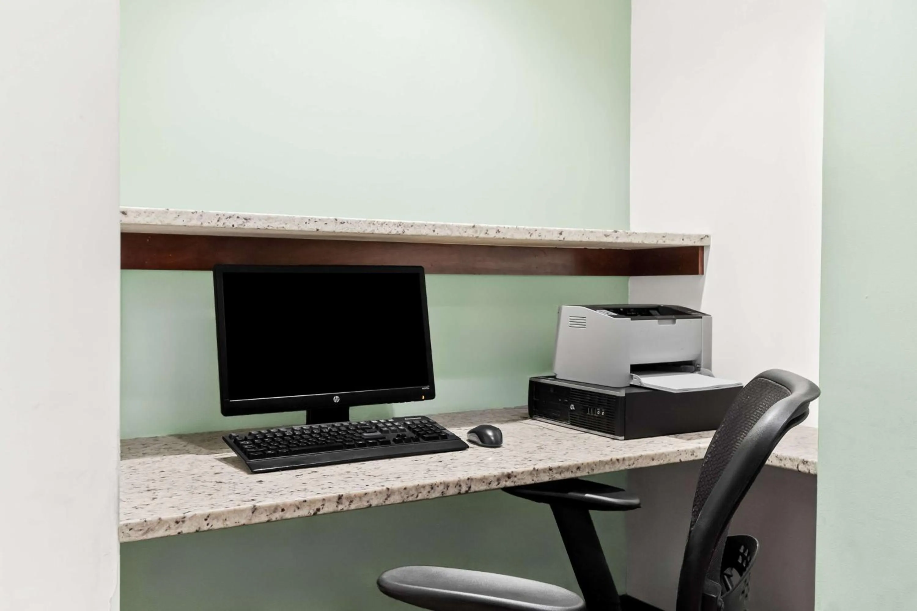 Business facilities in Best Western Patriots Point