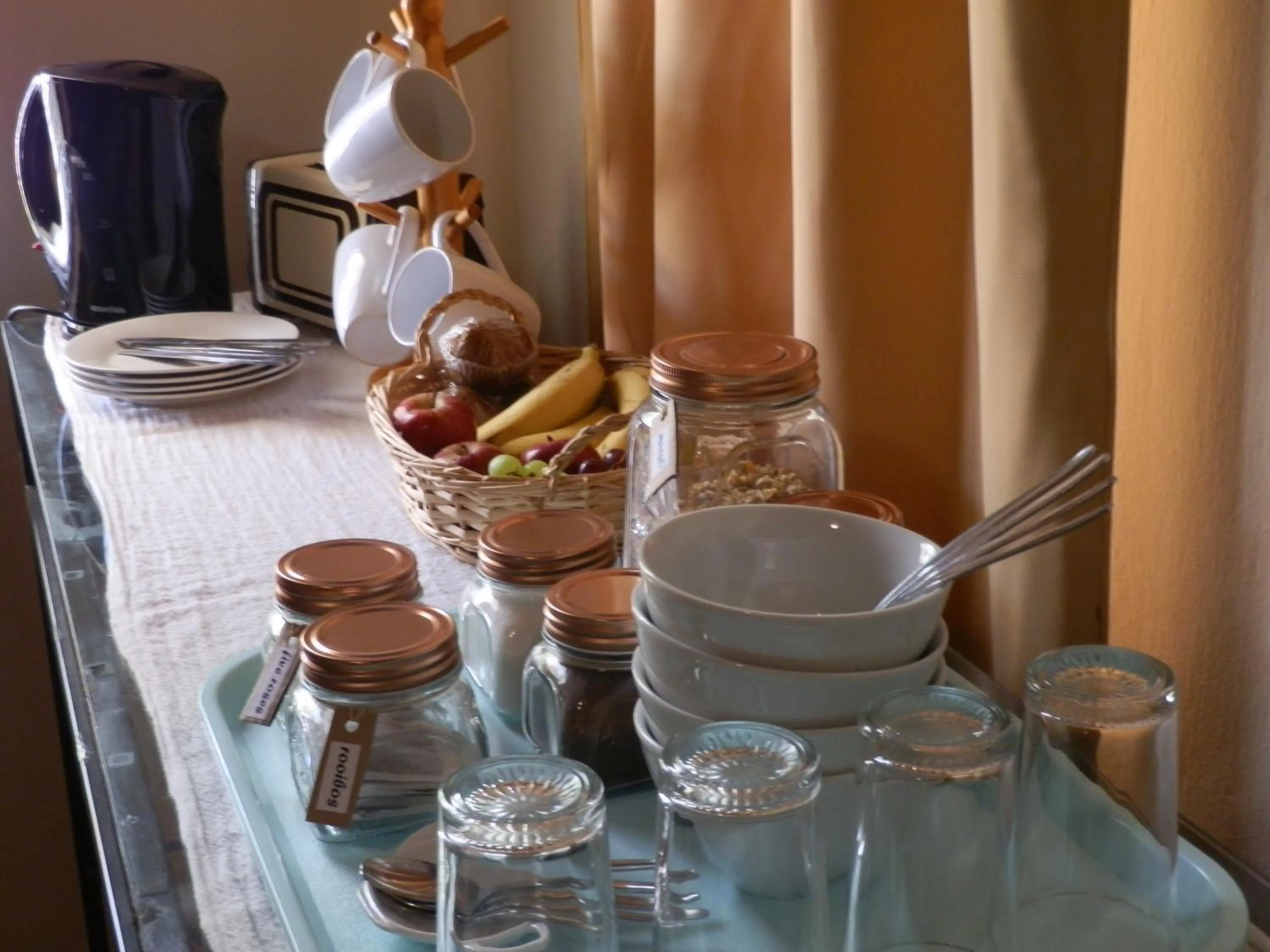 Breakfast in 10 on Fairview B&B