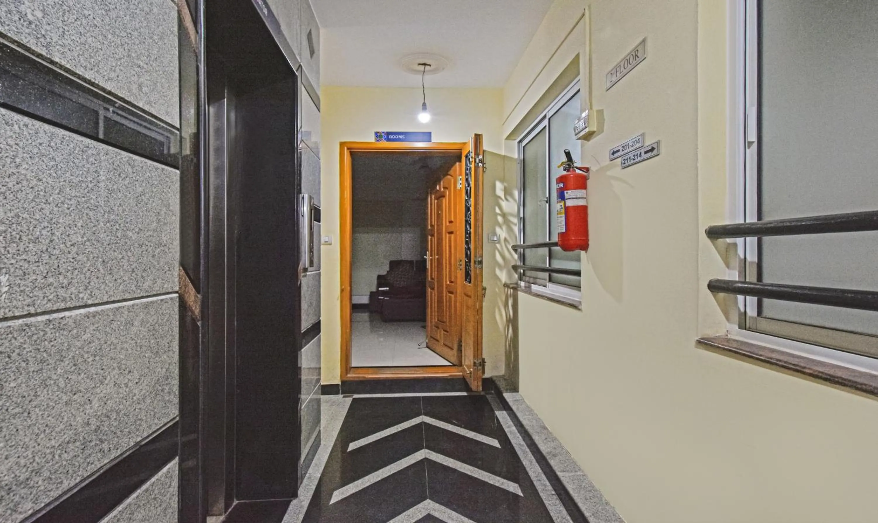 Lobby or reception in Treebo Samhaar Residency Thoraipakkam