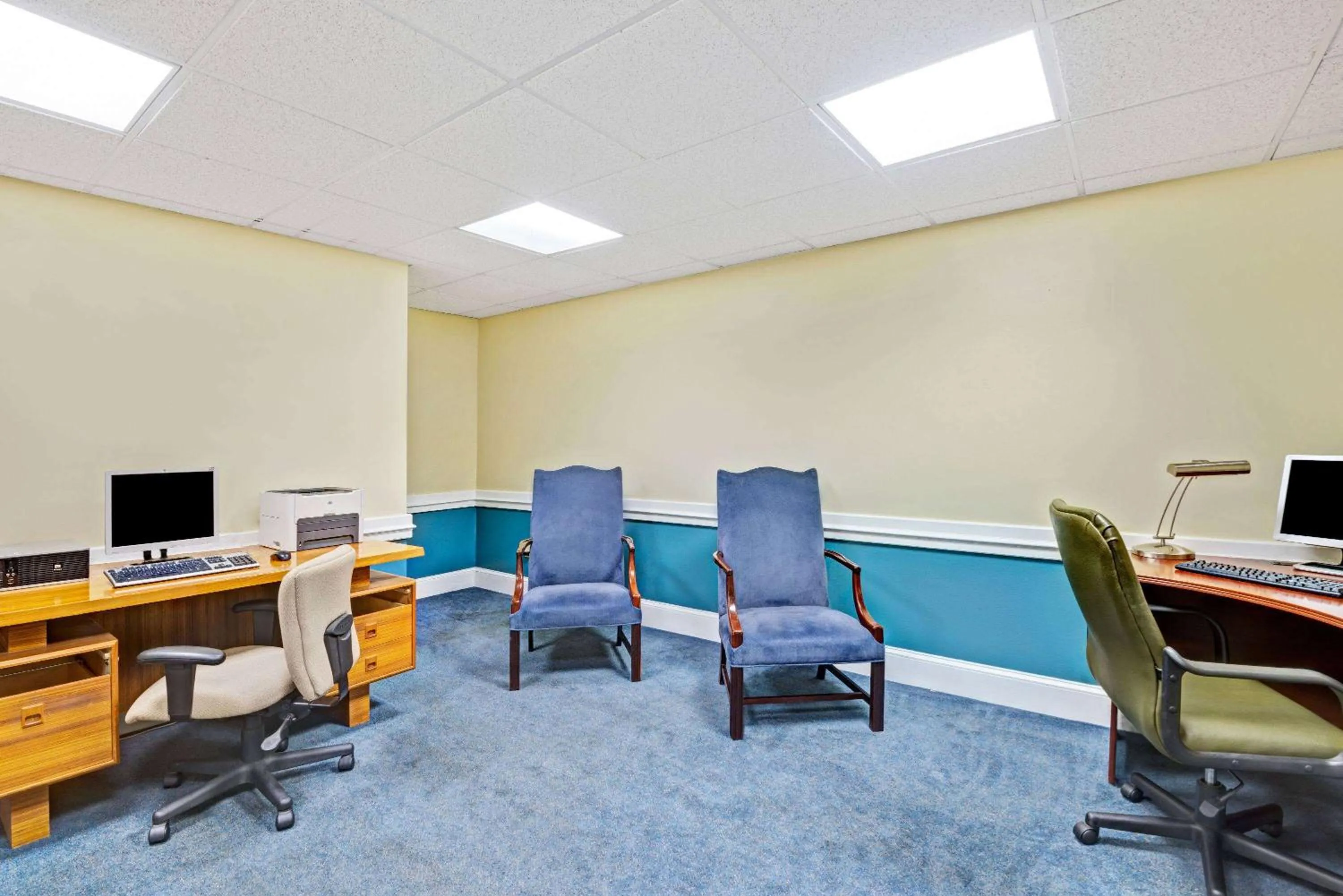 Business facilities in Ramada by Wyndham Seekonk Providence Area