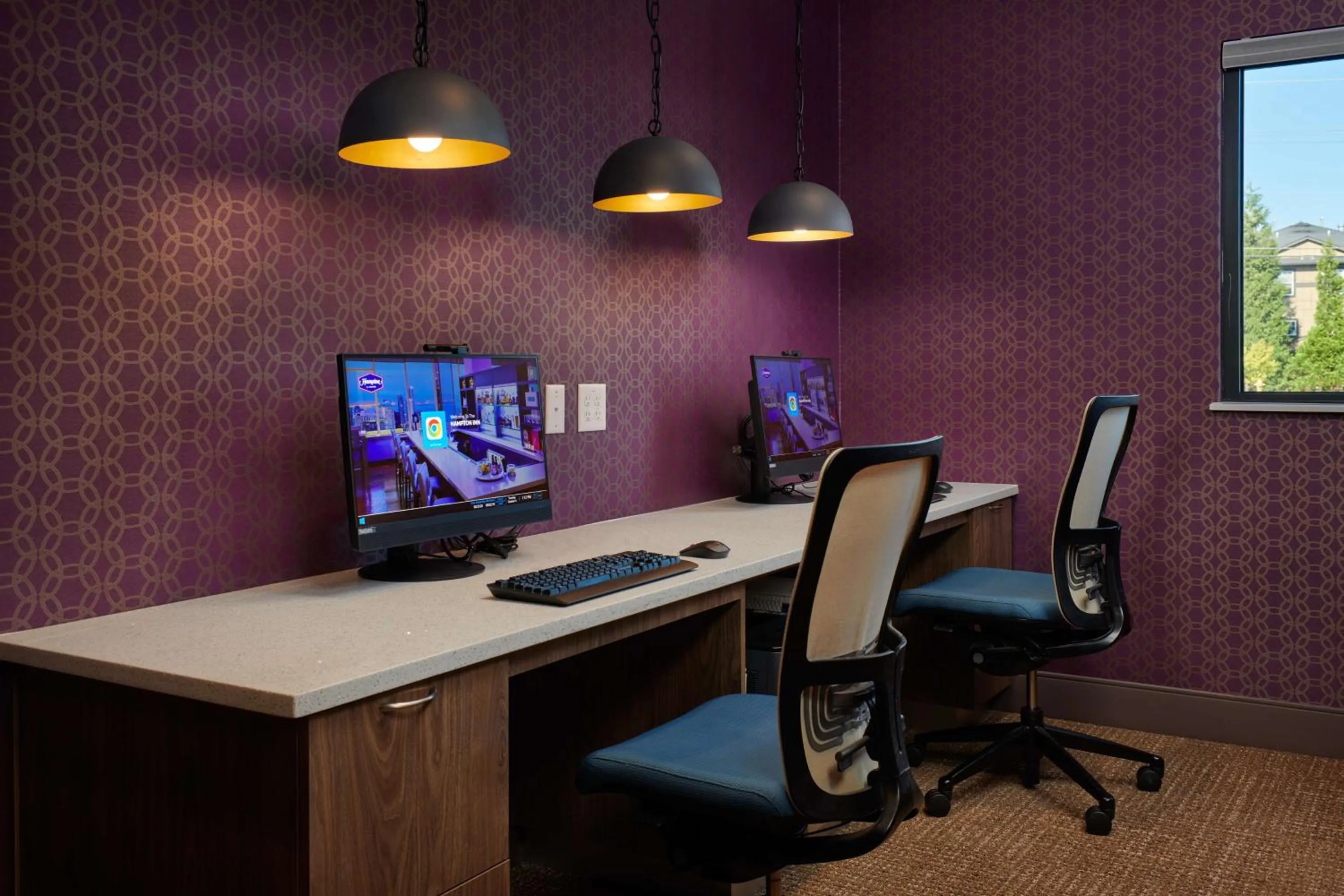 Business facilities in Hampton Inn Sherwood Portland