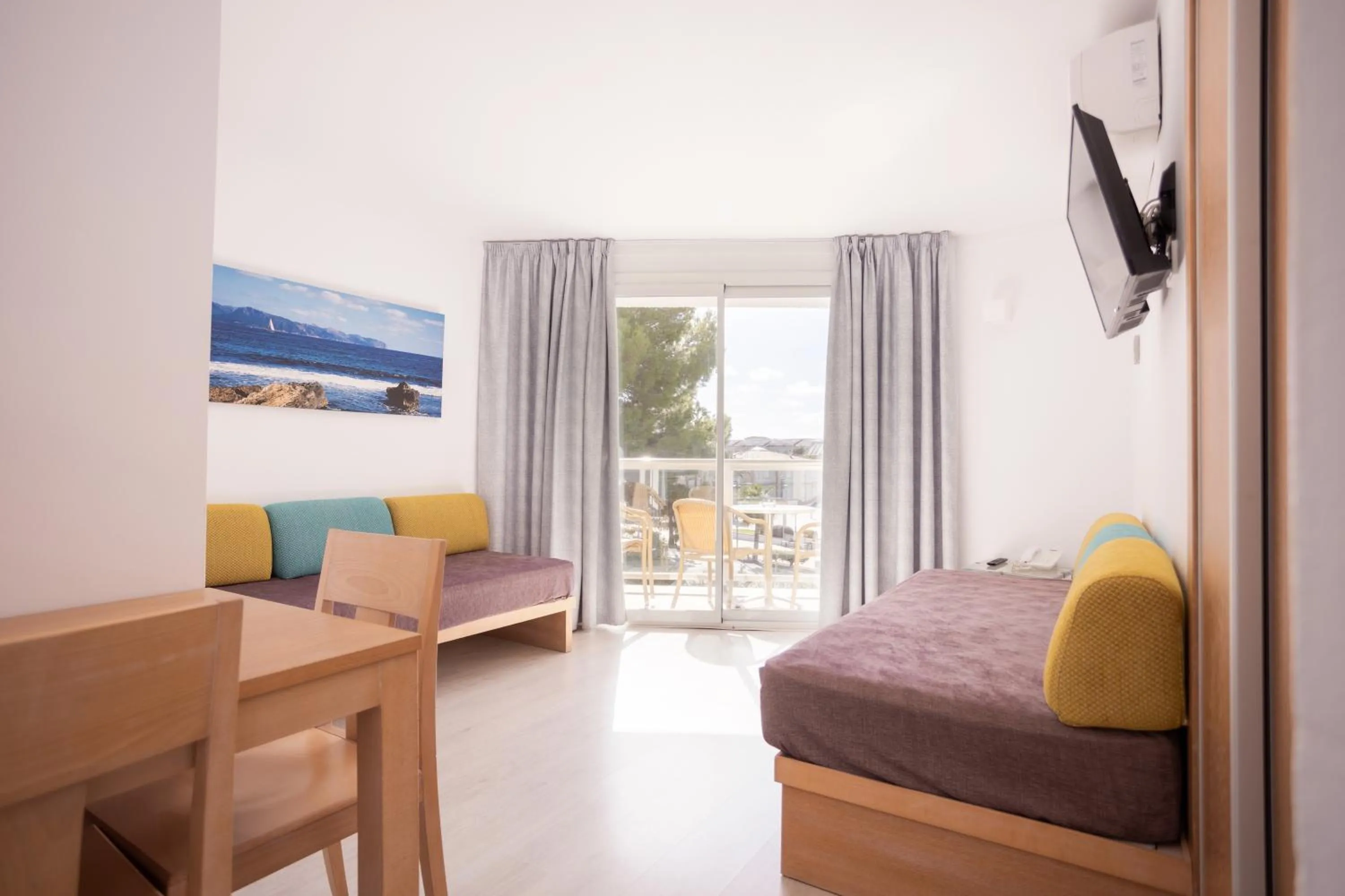 Living room, Bed in Aparthotel Ses Fotges