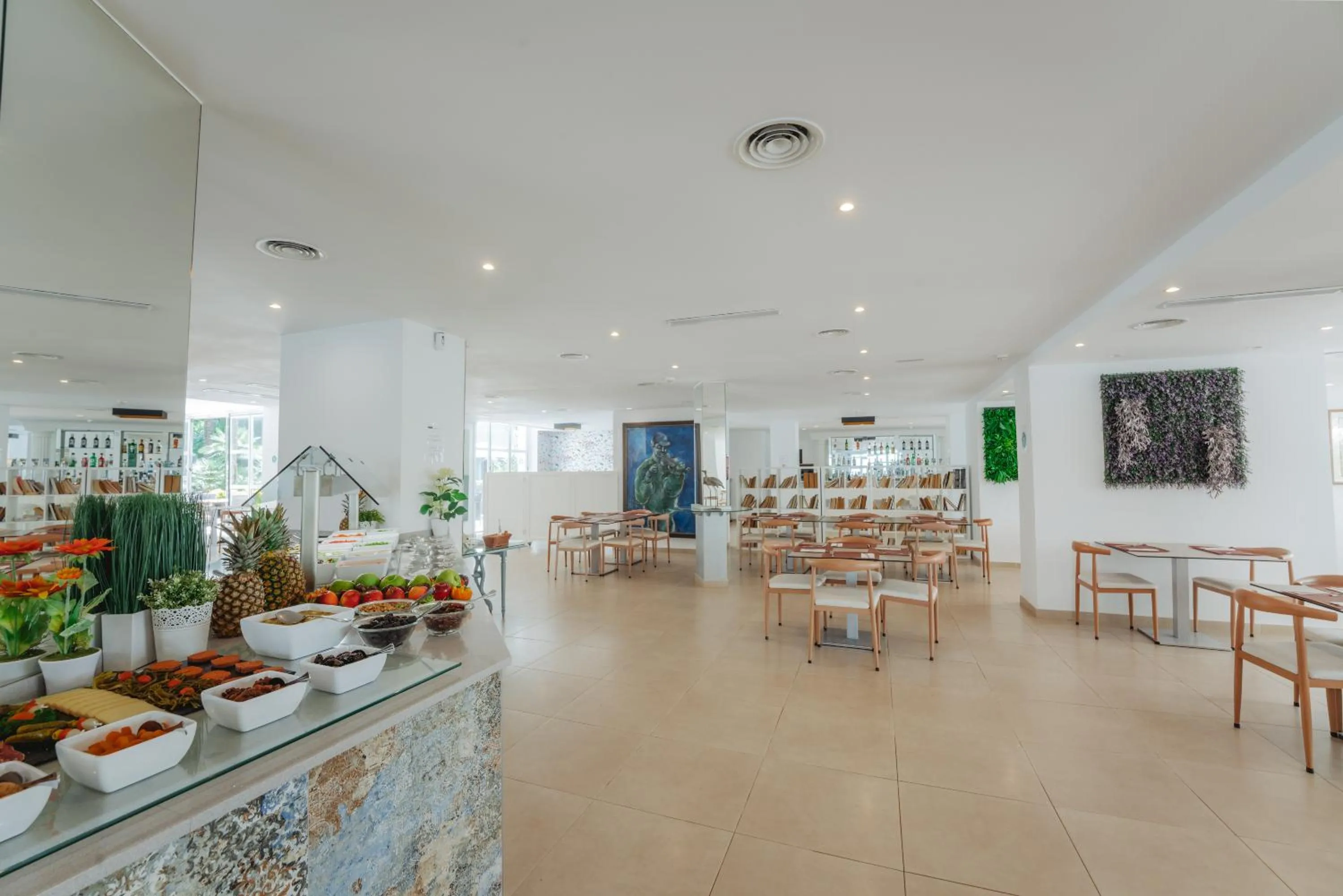 Food in Aparthotel Ses Fotges