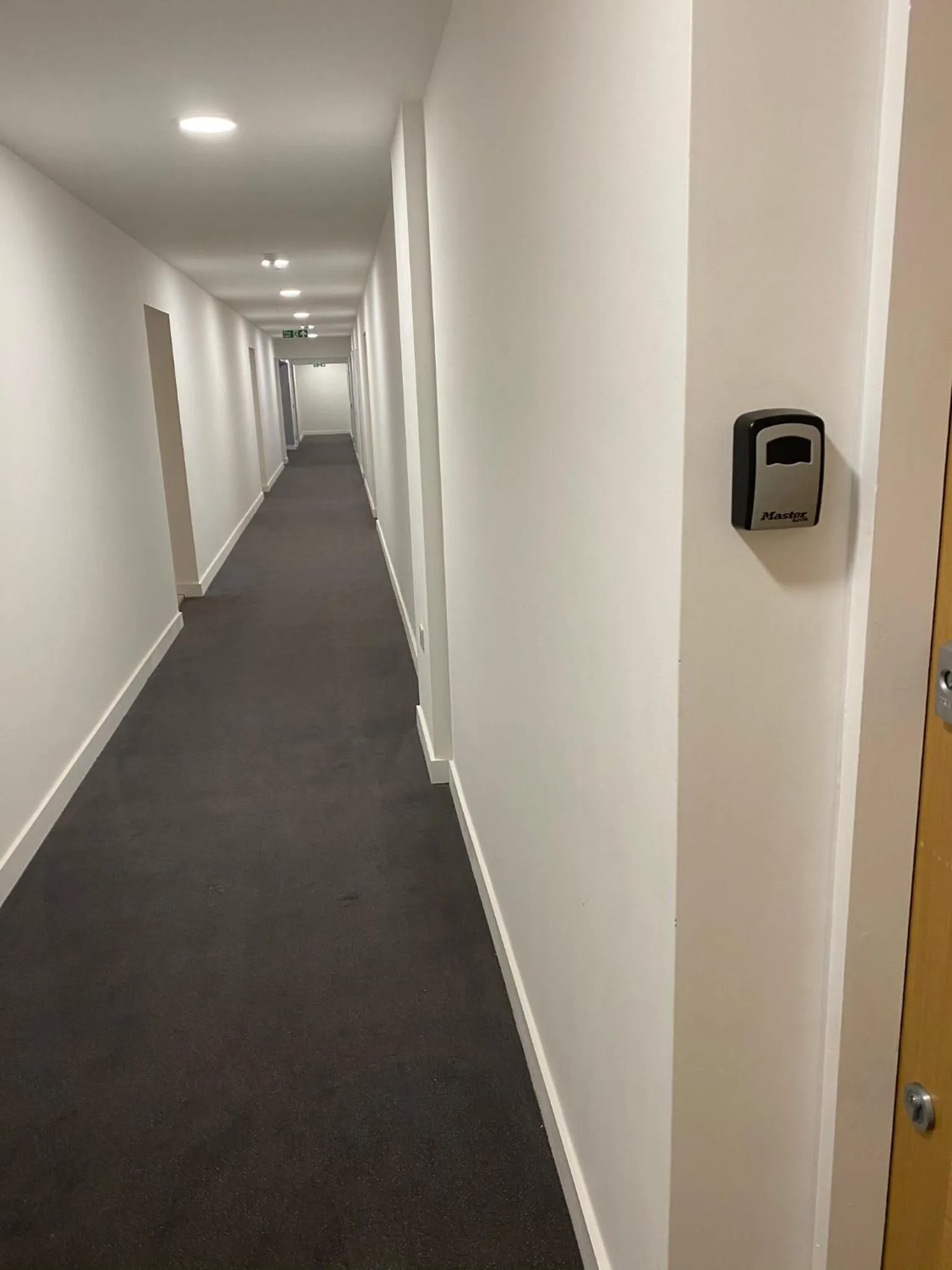 Other in Berks Luxury Serviced Apartments , free parking, free Gym and free wifi