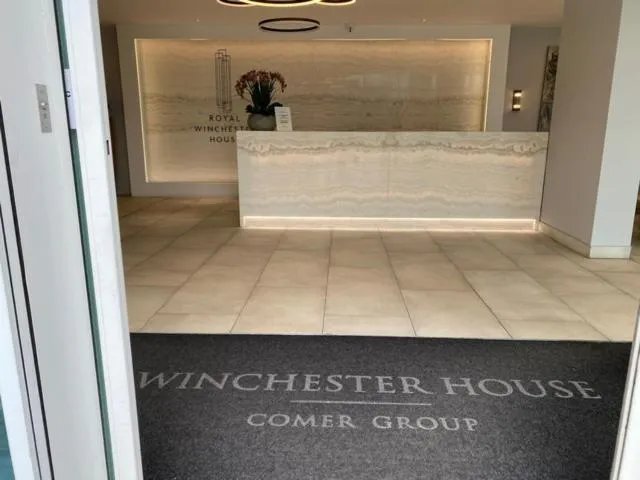 Berks Luxury Serviced Apartments , free parking, free Gym and free wifi