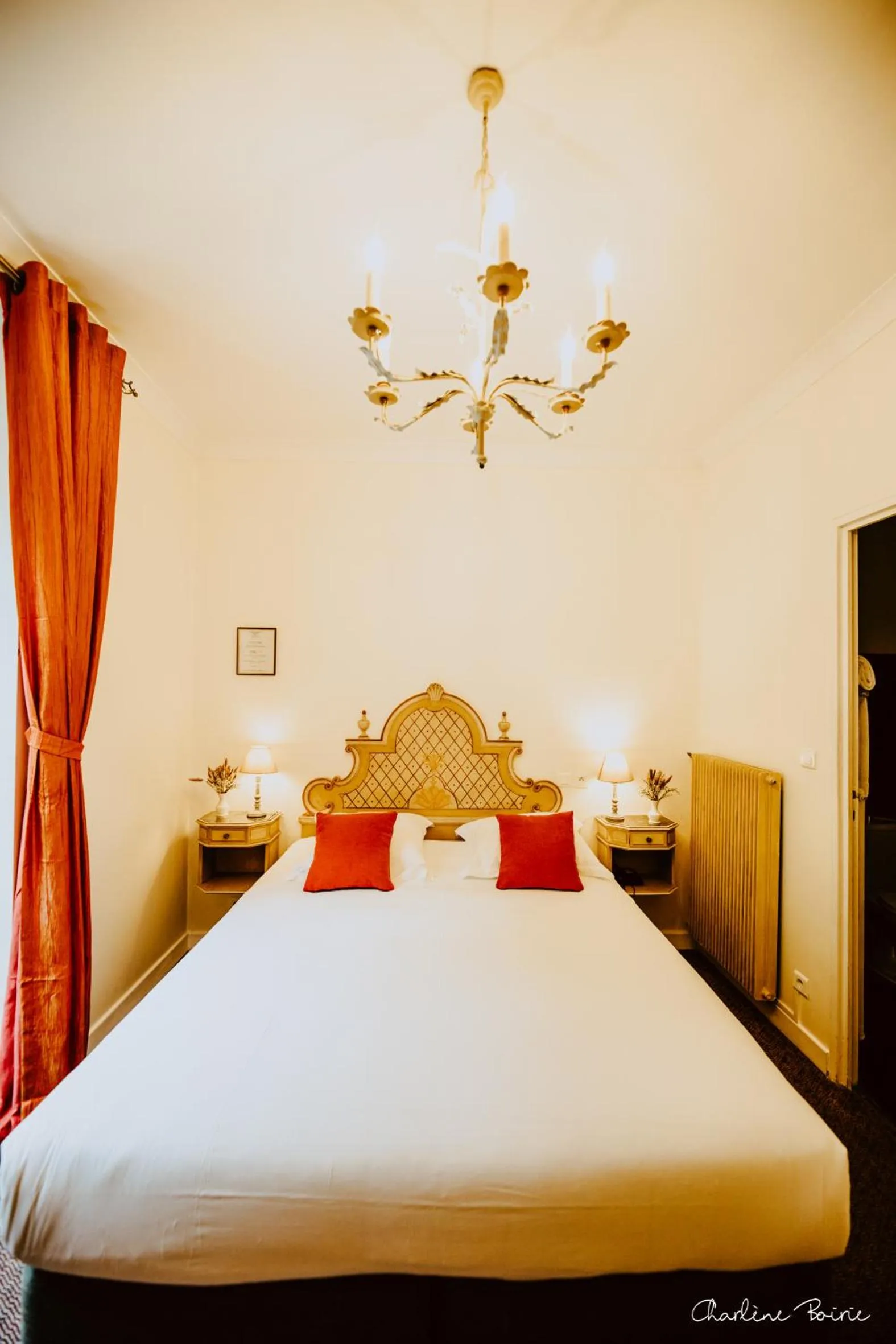Bed in Grand Hotel Des Bains & Villas des Bains