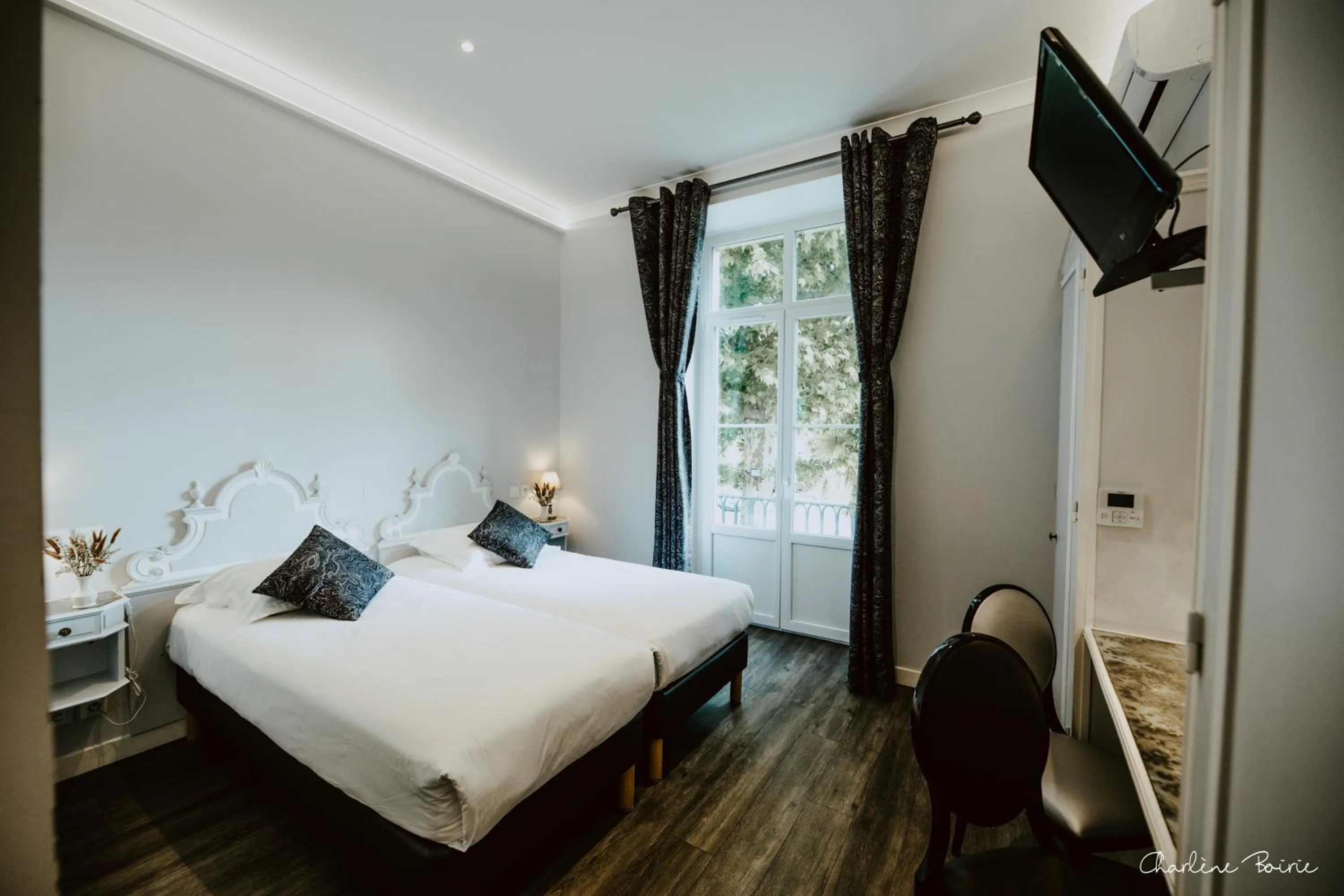 Bed in Grand Hotel Des Bains & Villas des Bains